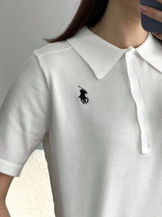 Polo uslubidagi ayollar koftasi, futbolkasi, standart o‘lcham