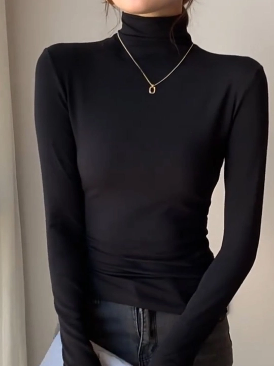 Ayollar uchun uzun yengli uzun yeng, 42-52 o‘lchamlarga mos keladi