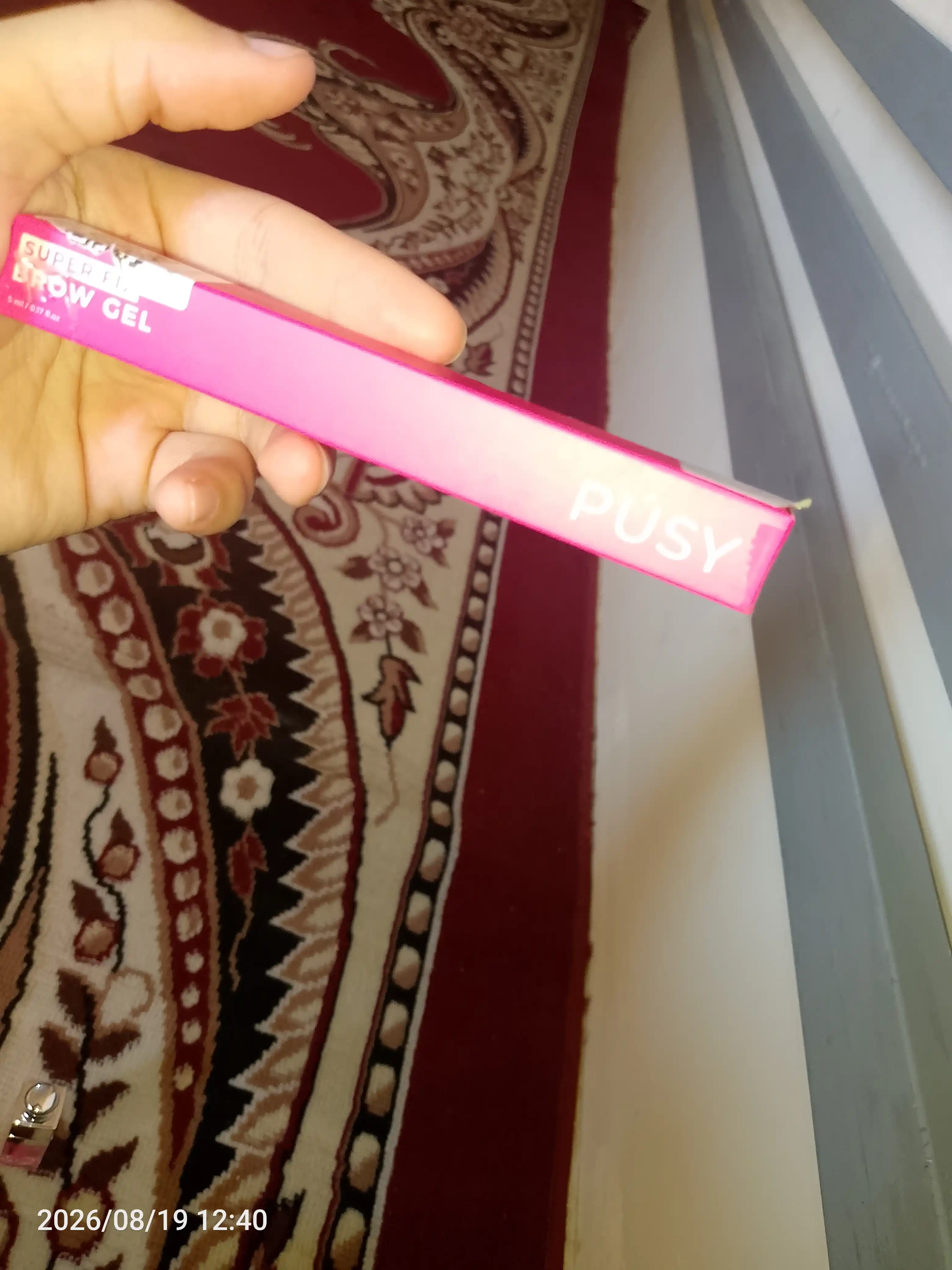 PUSY Brow Fix Gel – yengil, yotqizish va uzoq muddatli fiksatsiya, 5 ml