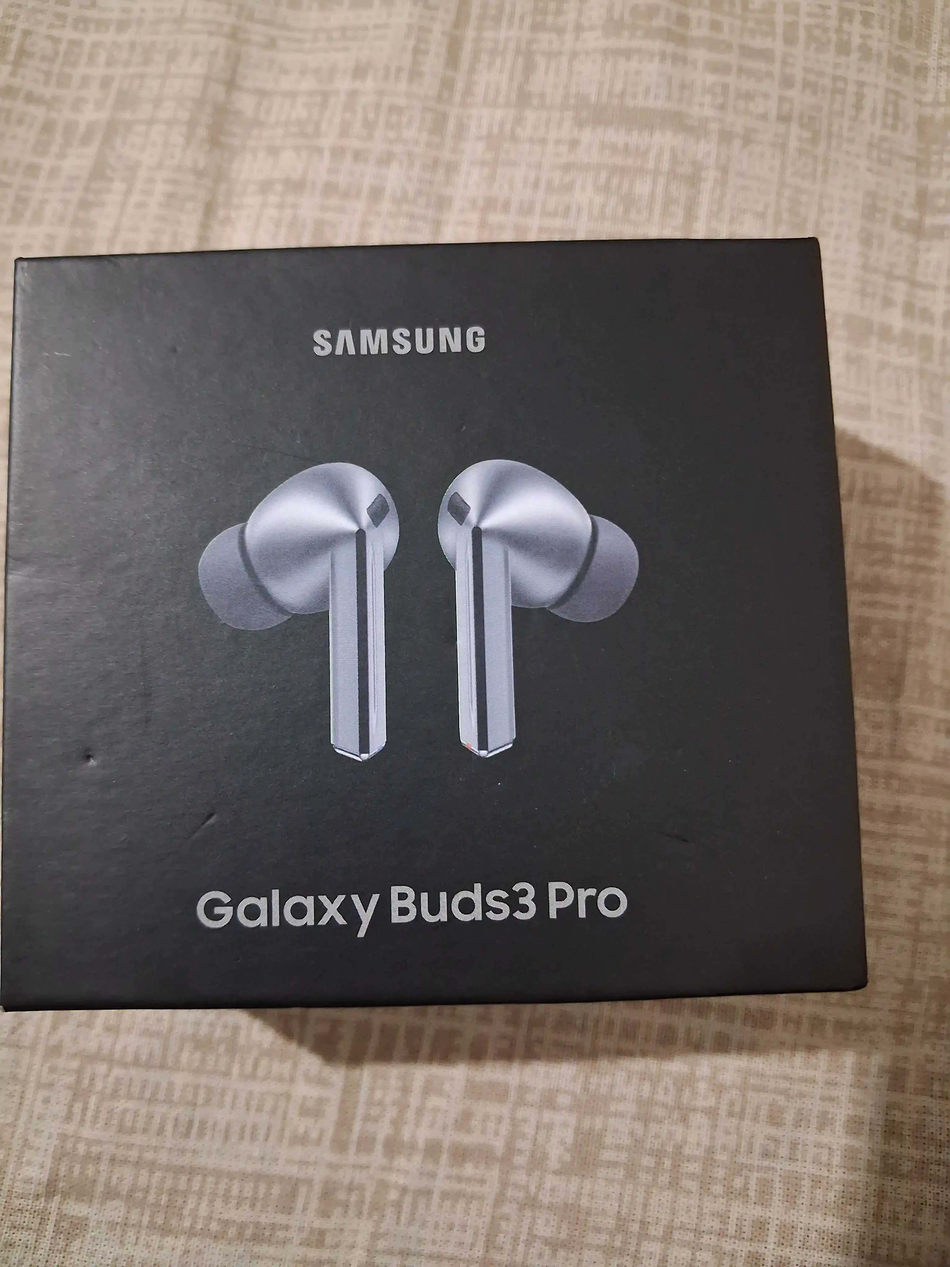 Sensorli Galaxy Buds 3 Pro simsiz quloqchinlari