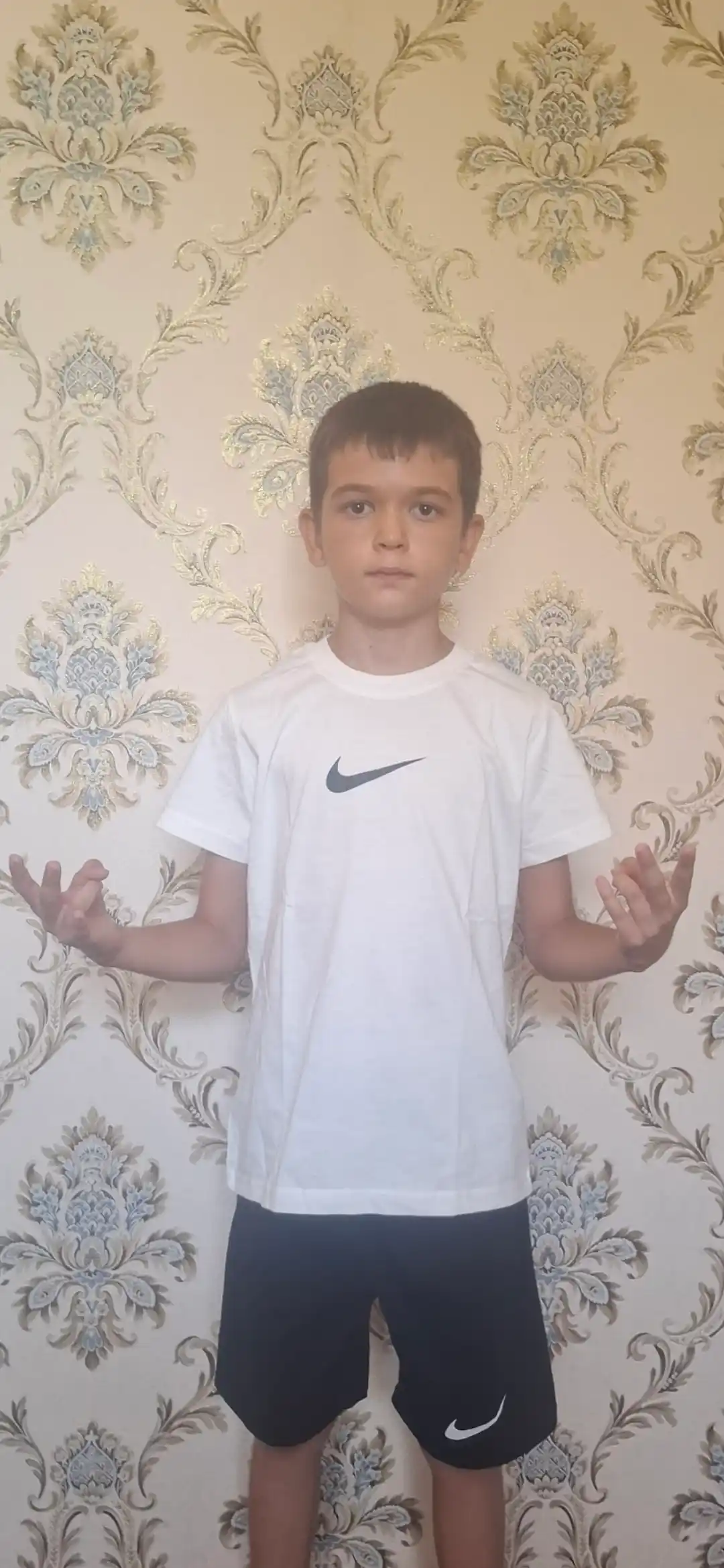 Комплект из футболки и шорт для мальчиков
