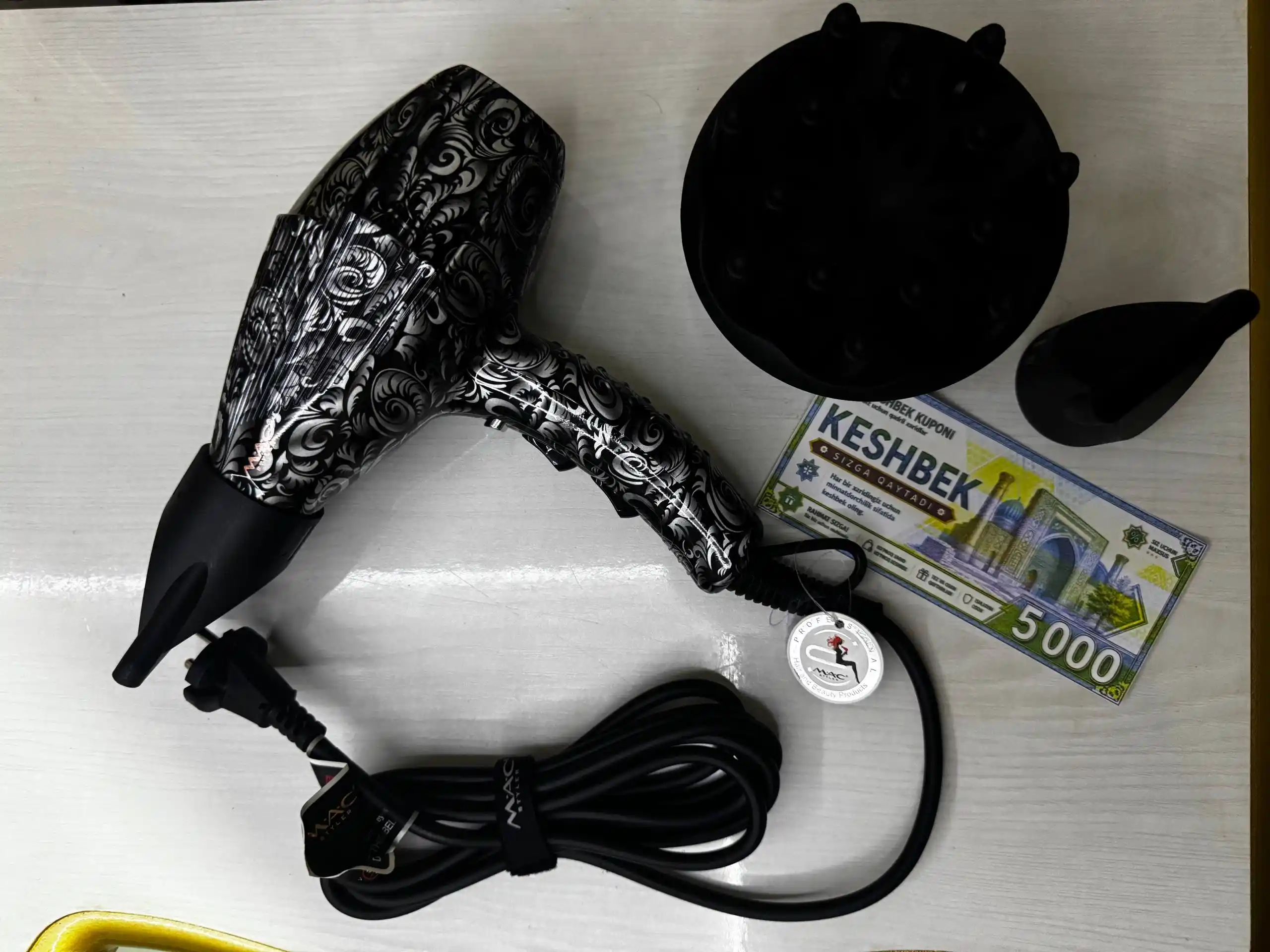 Professional fen soch quritgich MAC, quritish va turmaklash uchun, 2600W