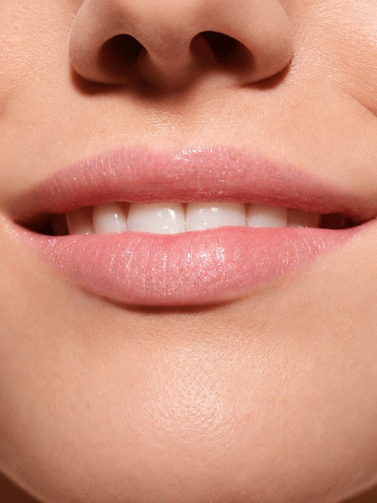 Блеск для губ мерцающий DIAMOND GLAZE LIP GLOSS, 010 BUBBLES 'N' TROUBLES, 3 мл