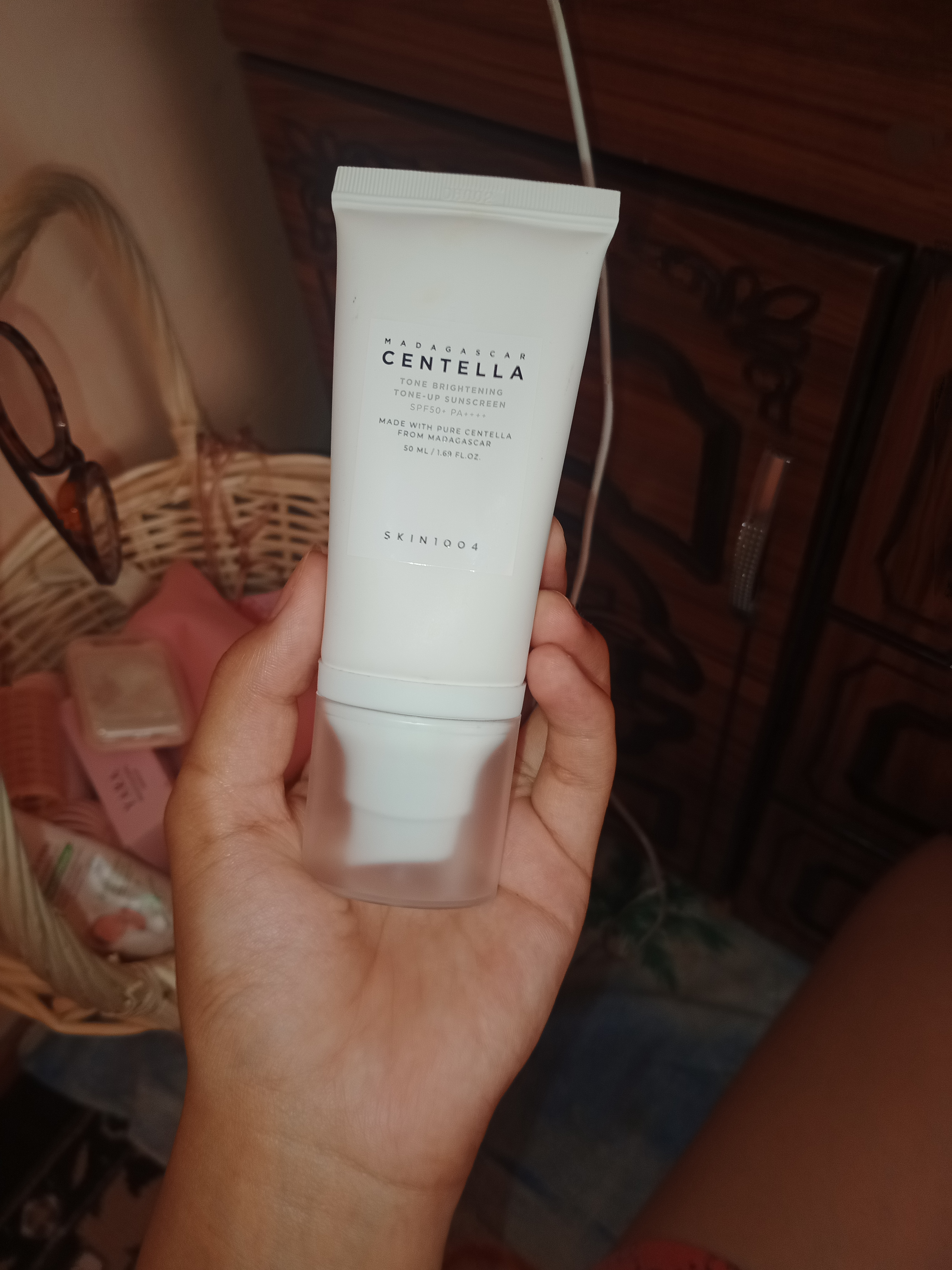 Quyoshdan himoya qiluvchi krem, сентелла,  namlovchi, zagar krem, SPF 50+PA+++, 50 ml