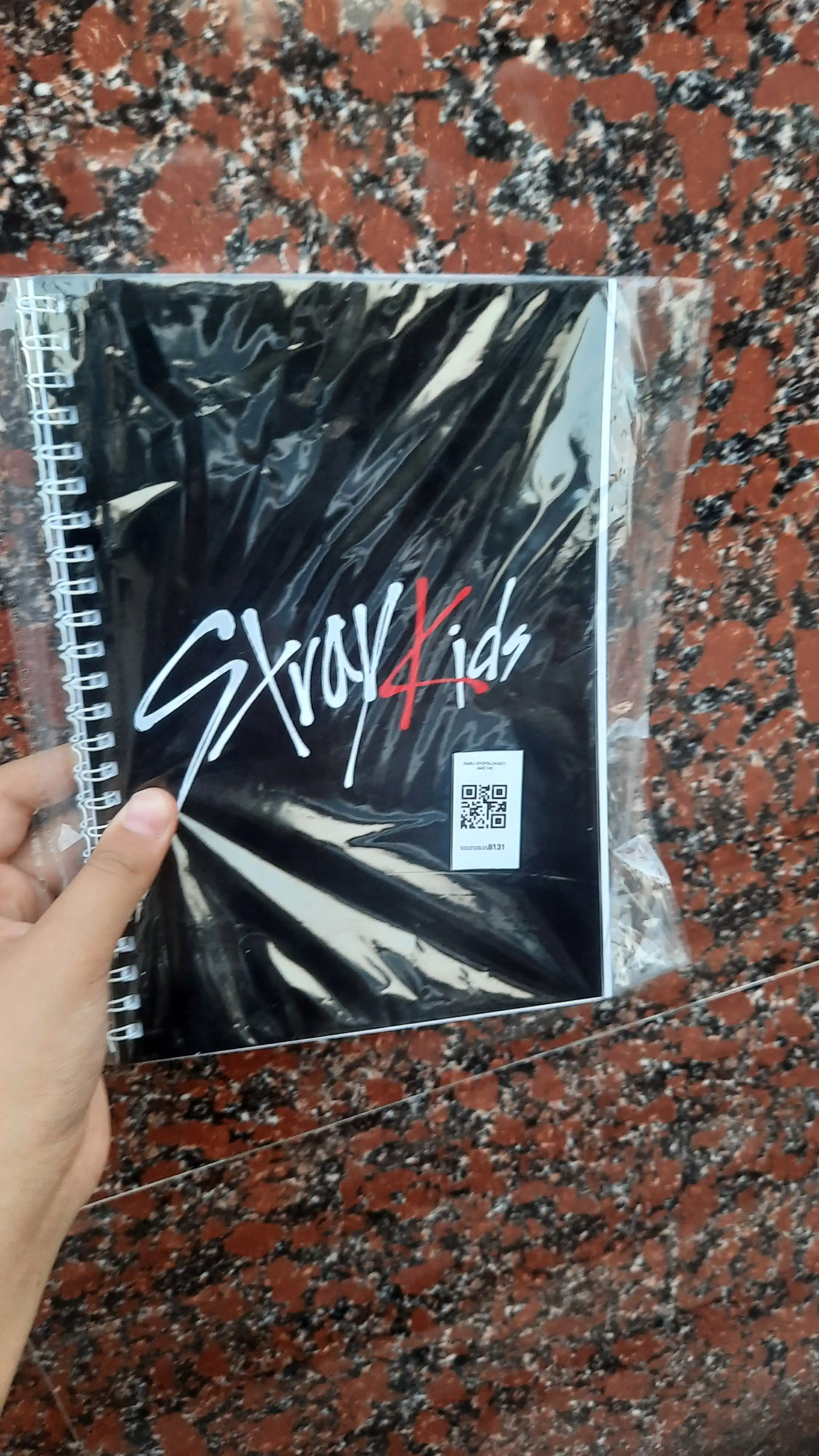 K-POP, Blackpink, BTS, Stray Kids, Bloknot va Planner 2 tasi 1 da - 30 varaqli, 2 bo'limli