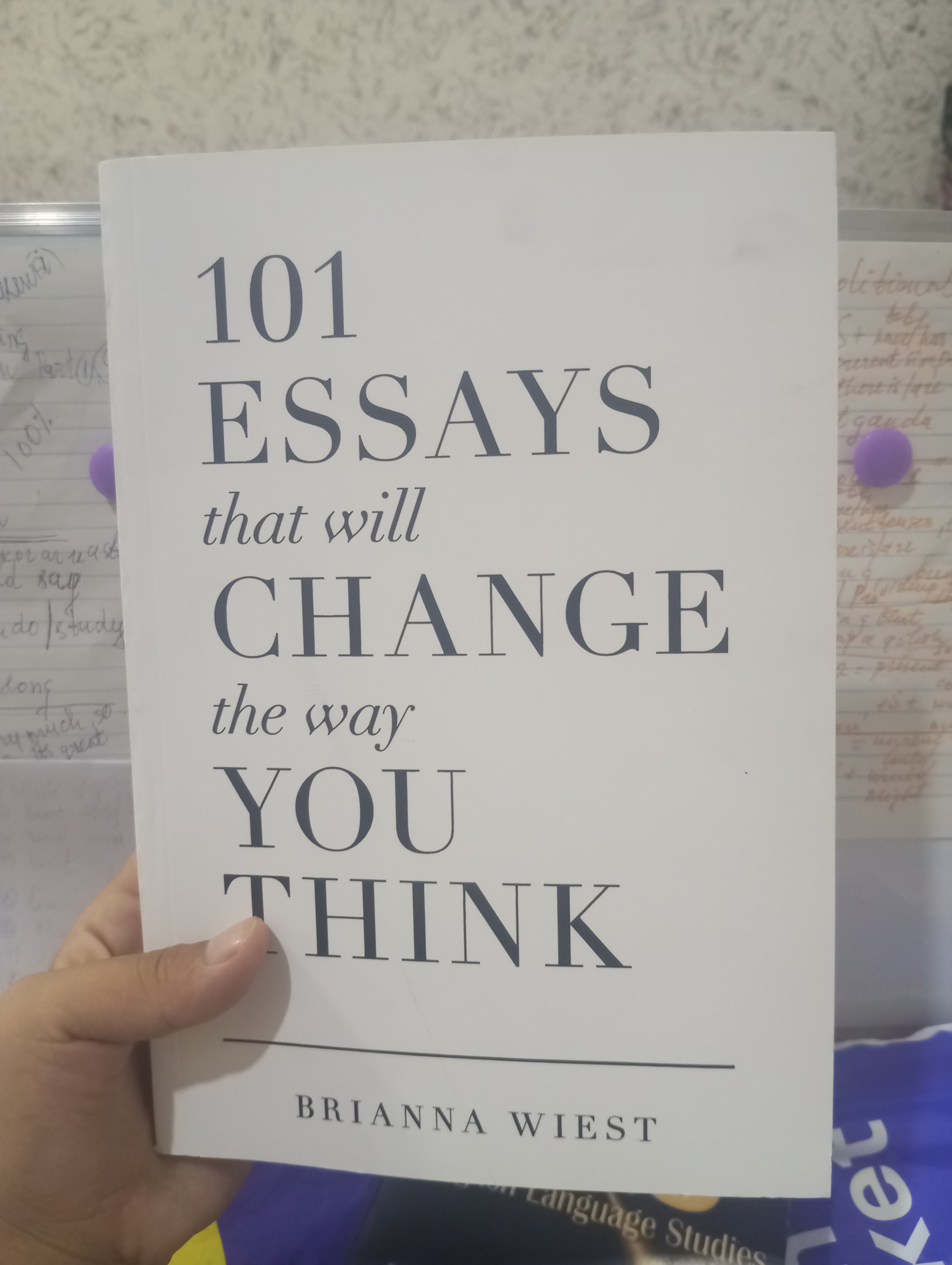101 Essays that will change the way you think. Can't Hurt Me, David Goggins