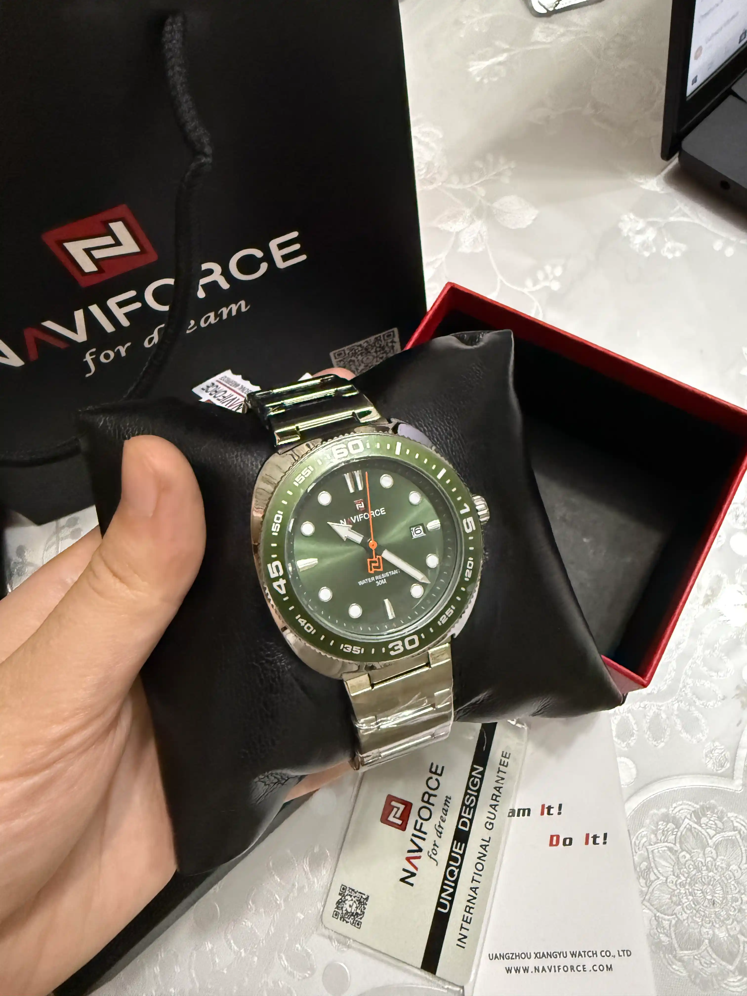 Naviforce NF9250 erkaklar soati