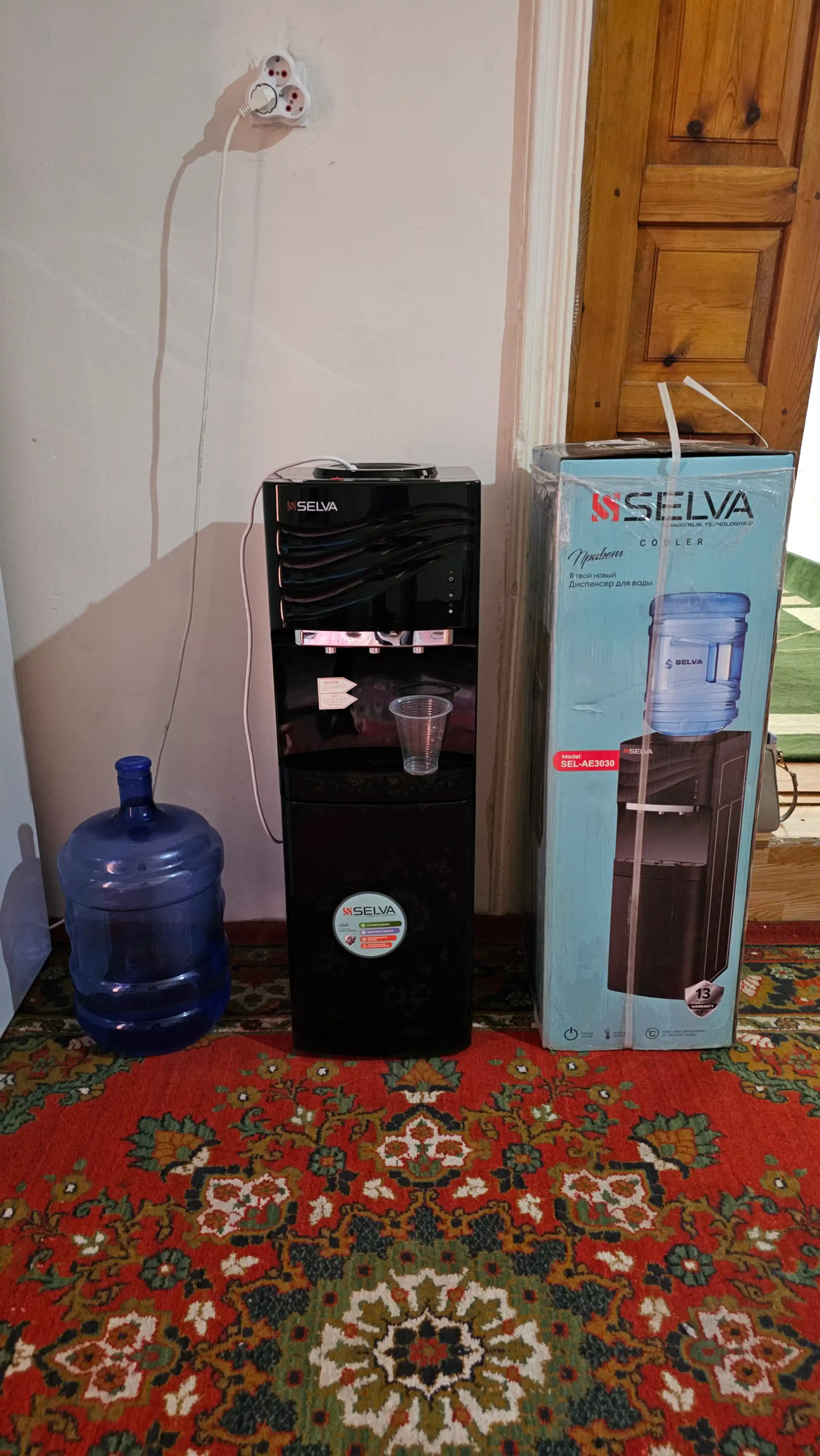 Кулер для воды Selva E 3030, электронное охлаждения