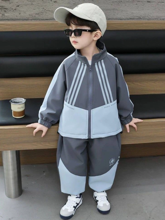 O'g'il bolalar sport kostyumi