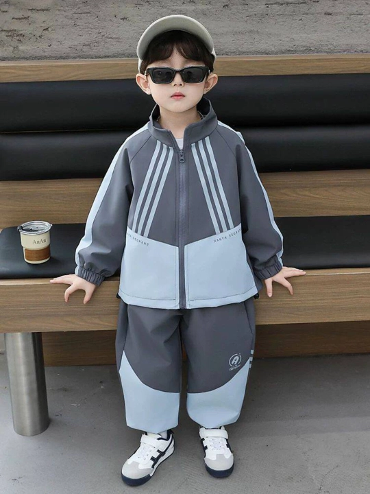 O'g'il bolalar sport kostyumi