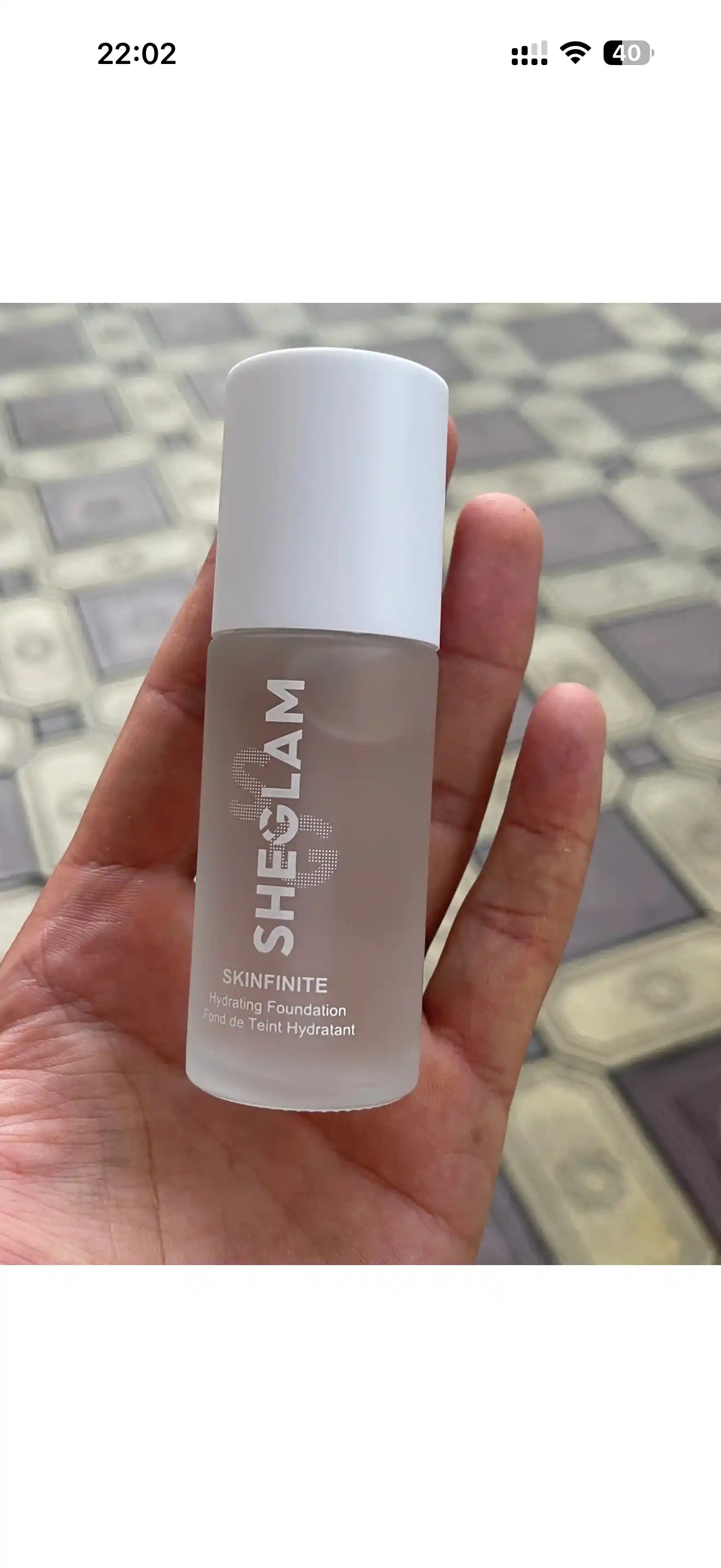 Sheglam makiyaj uchun asos, yuz uchun namlovchi tonal krem SKINFINITE 40 ml