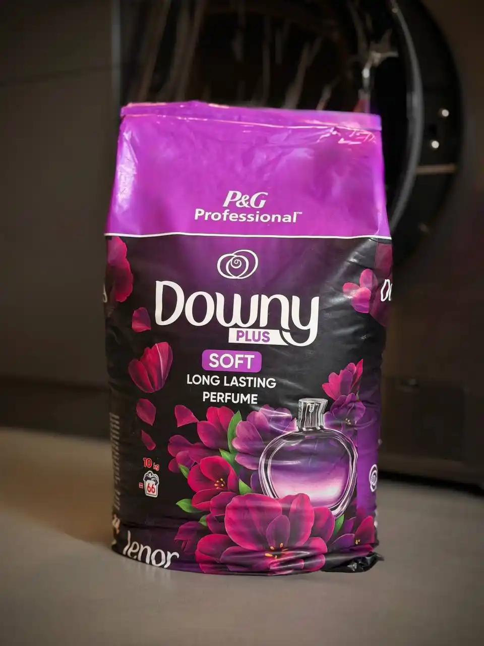 Downy Plus Soft — uzoq davom etuvchi gul iforli kir yuvish kukuni, 10 kg