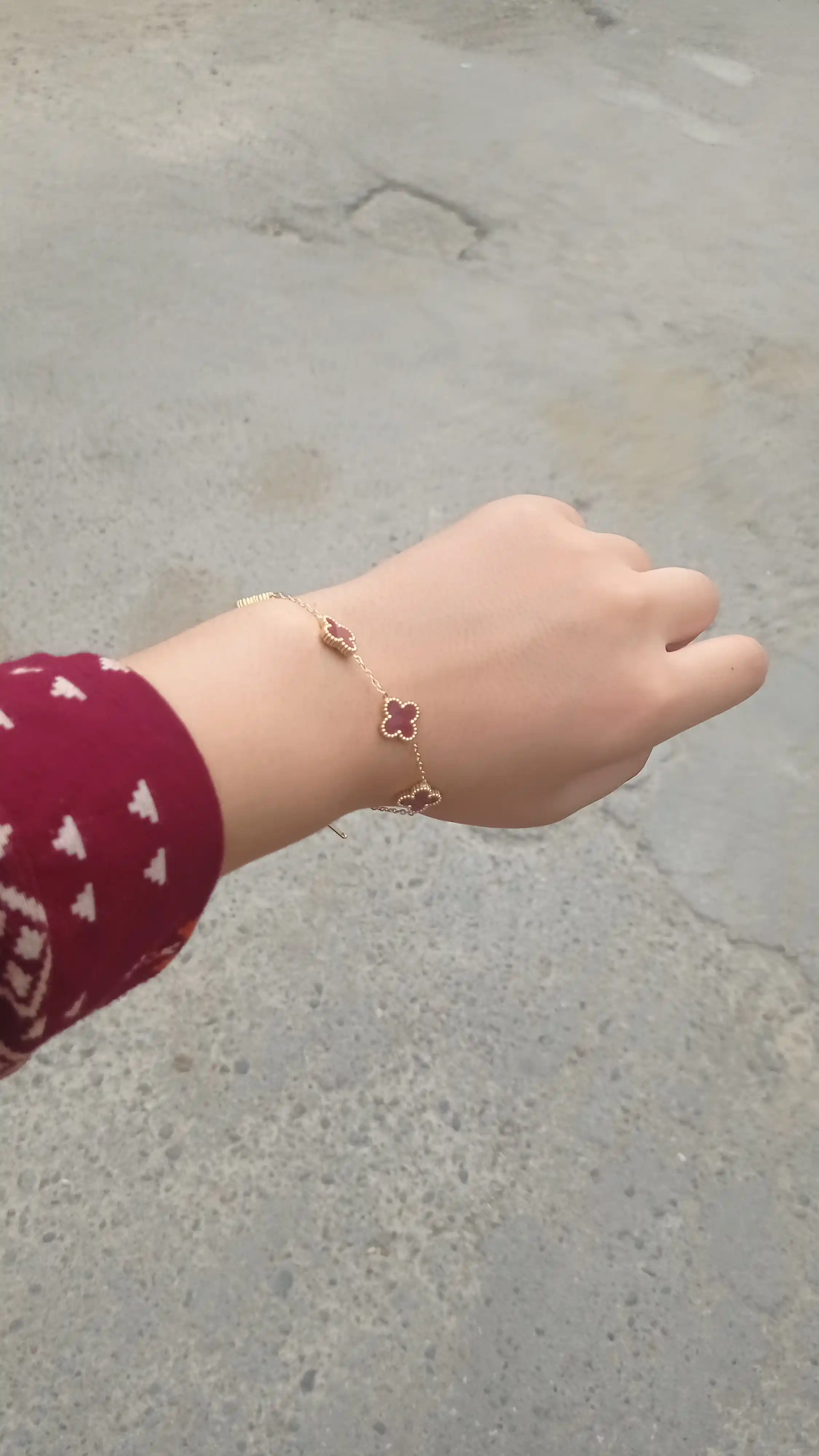 Браслеты для женщин и девочек Clover Van Cleef, не меняет цвет и не темнеет