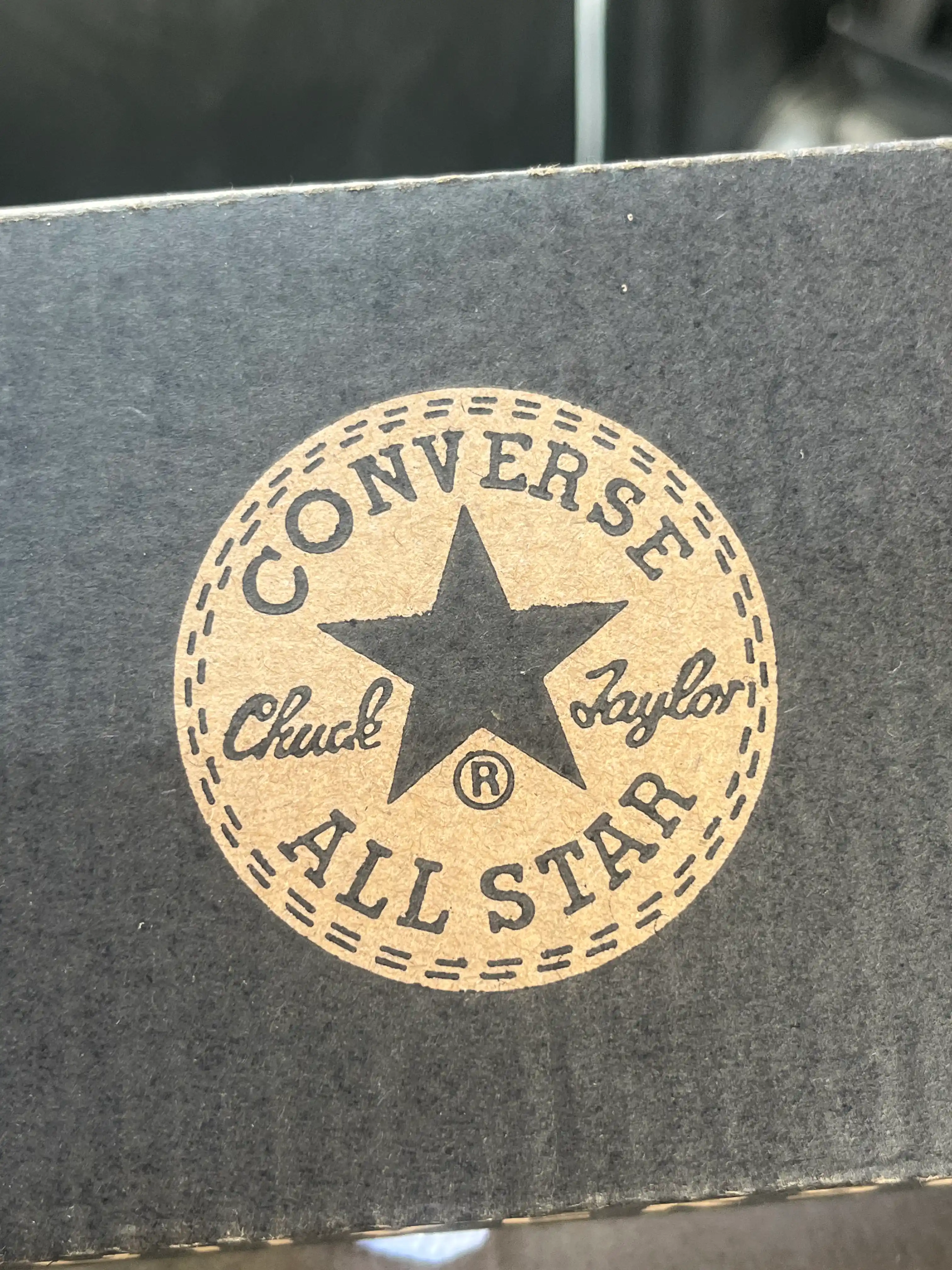 Kedalar Converse sport, yoz-kuz-bahor mavsumi uchun