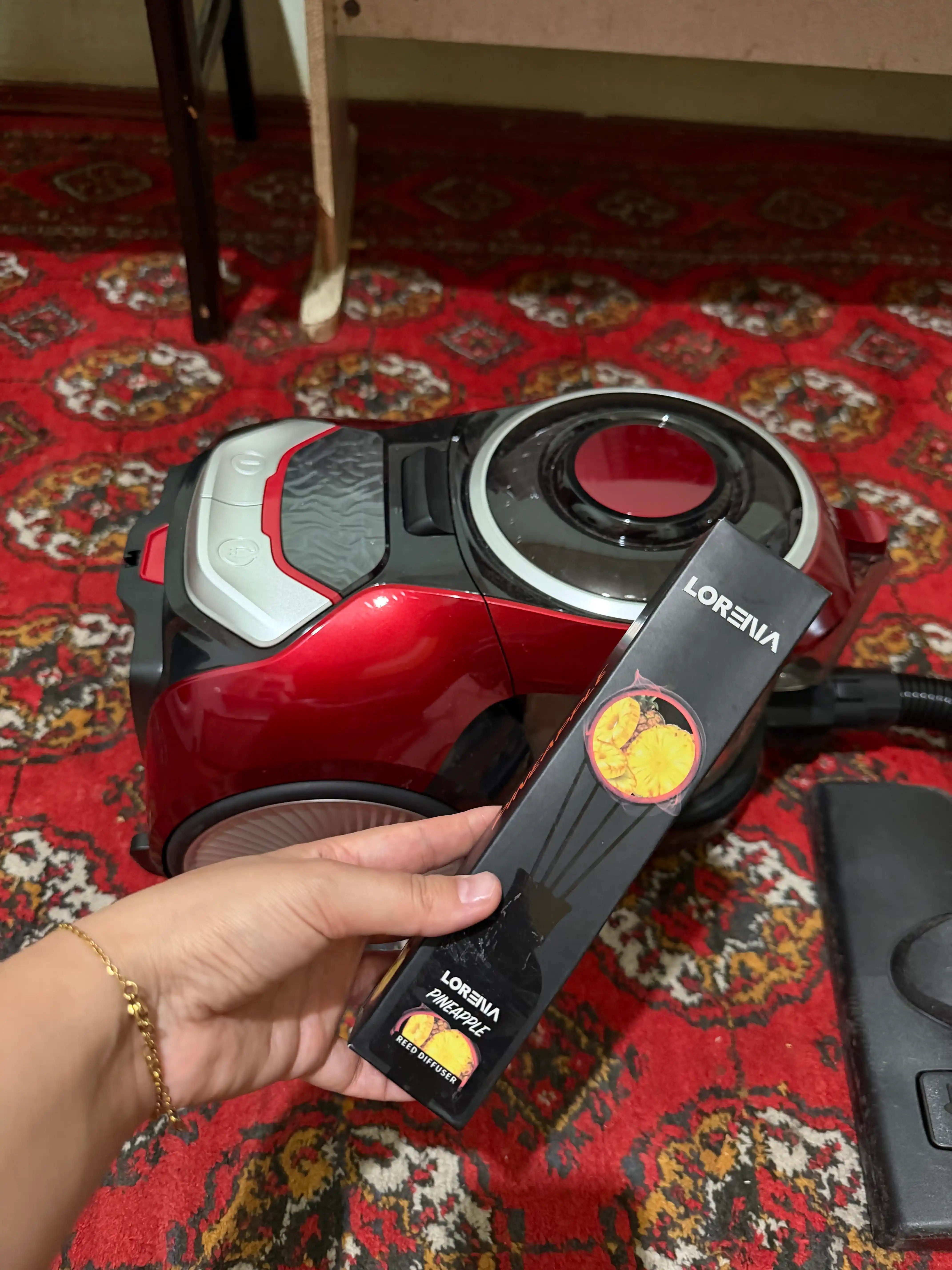 Пылесос LG PowerPro, 3600W, без мешка, 4 л, HEPA фильтр