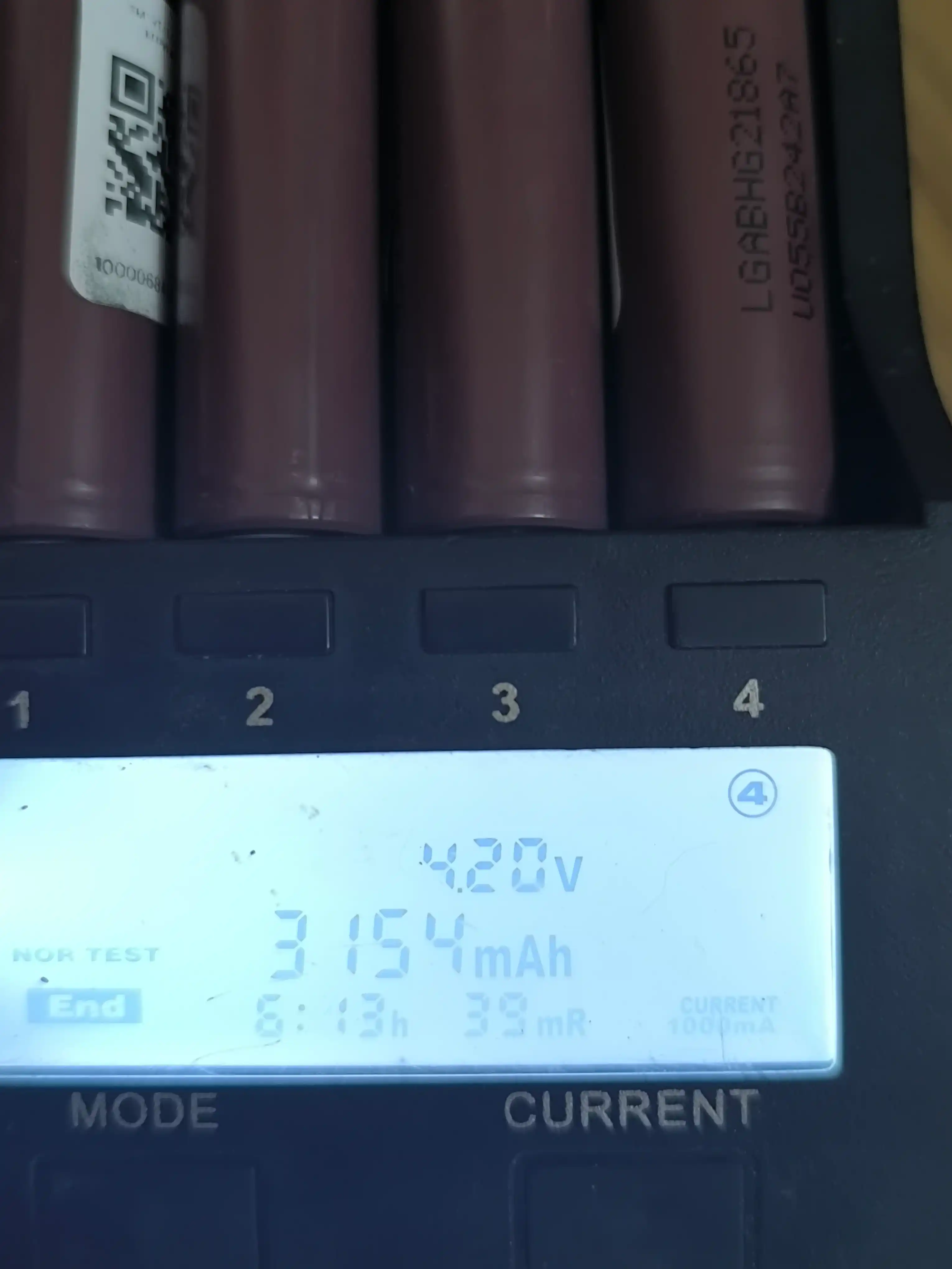 LG 18650 Li-ion akkumulyator (qayta zaryadlanadigan), 3.7V, 3000 mAh