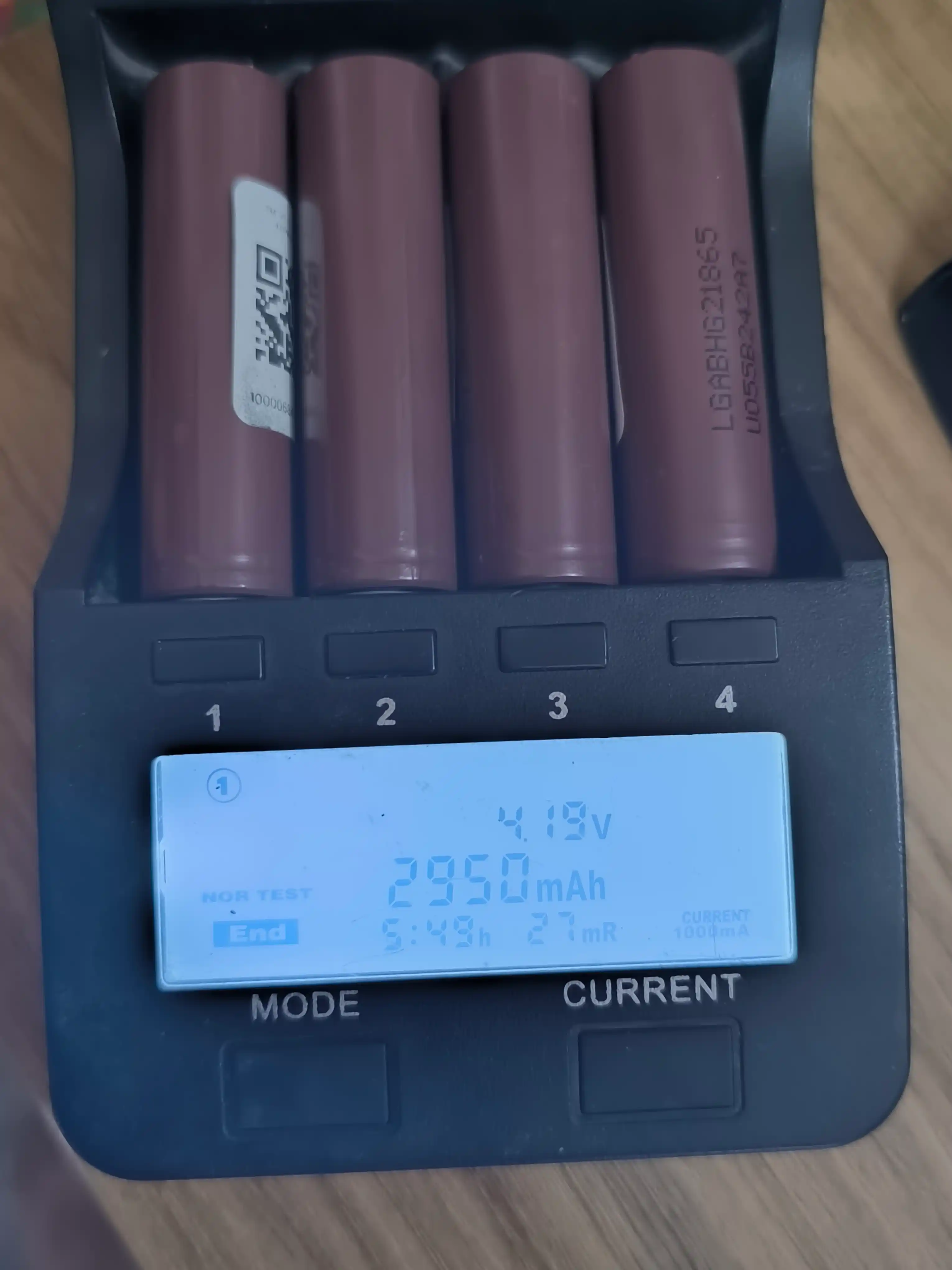 LG 18650 Li-ion akkumulyator (qayta zaryadlanadigan), 3.7V, 3000 mAh