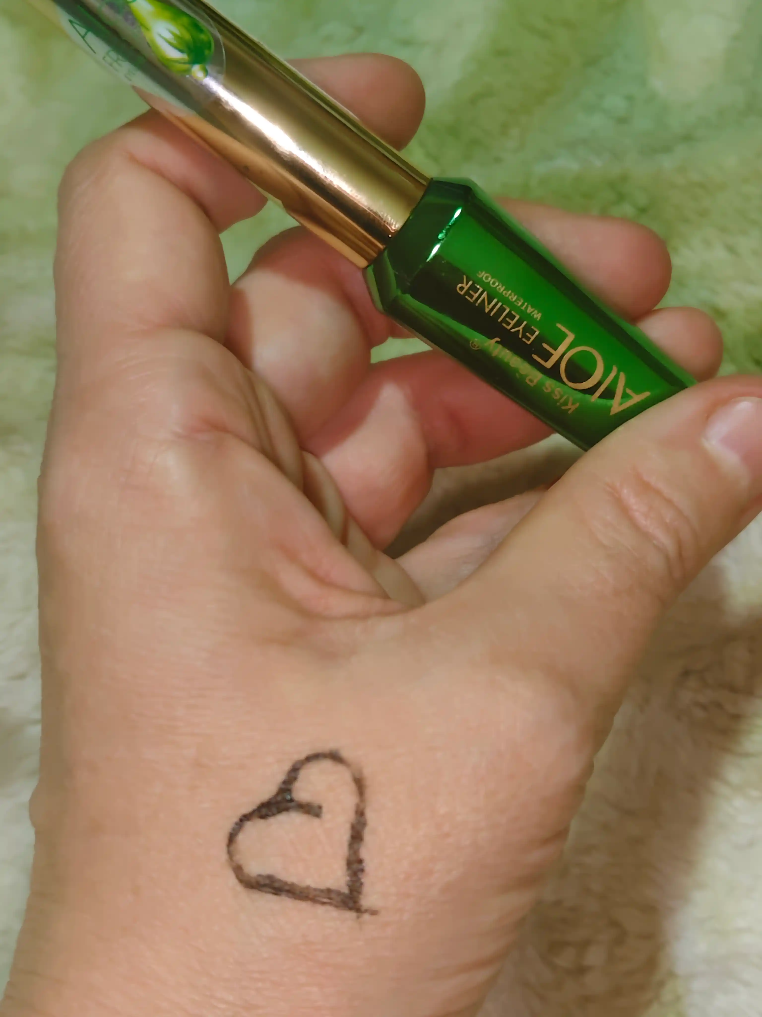 Жидкая подводка для глаз, eyeliner, водостойкая, черная, с тонкой кисточкой, Kiss Beauty