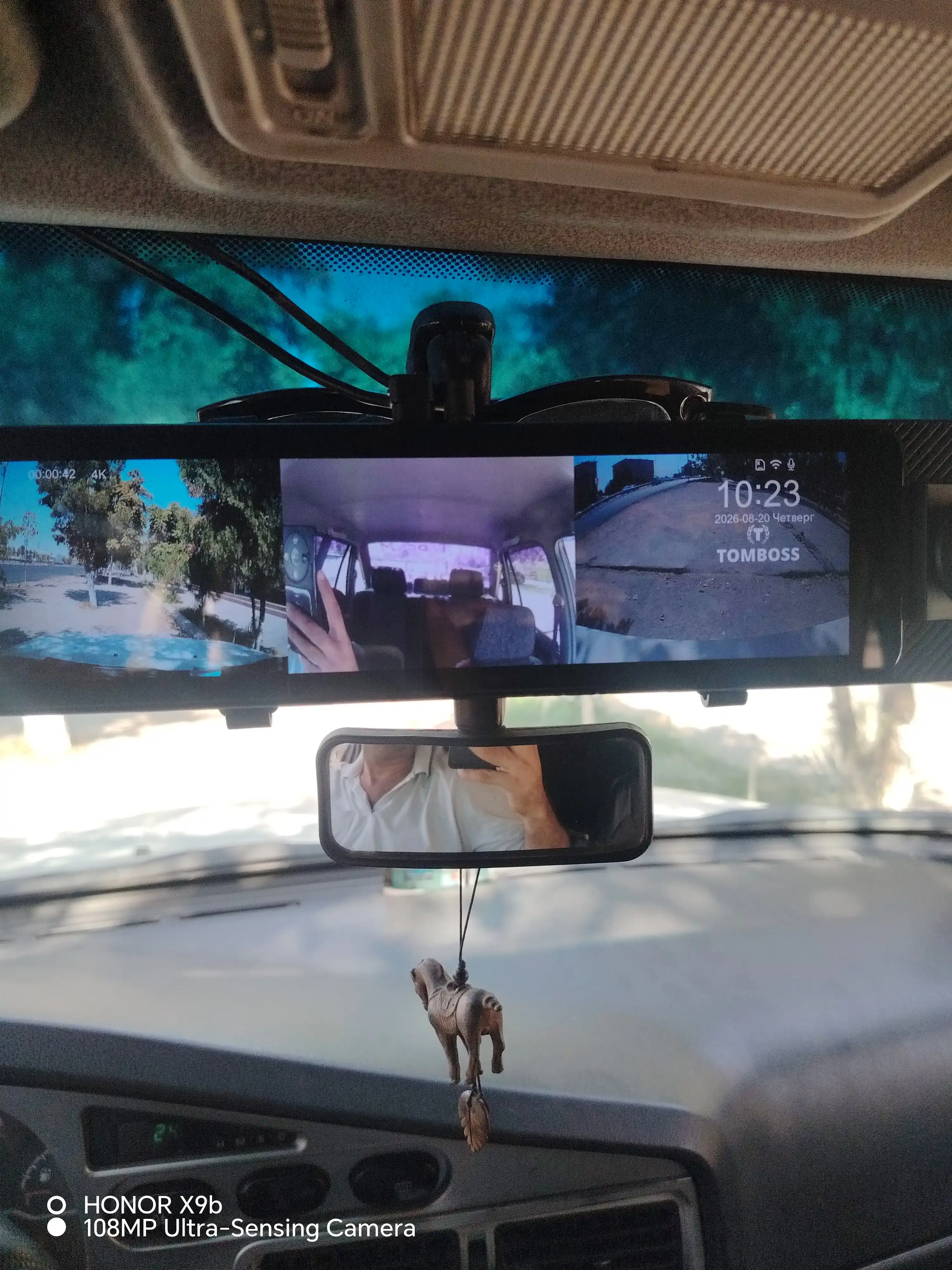 Видеорегистратор с 3 камерами, TOMBOSS T11 CAR PLAY, с антирадарным Wi-Fi видеонаблюдением