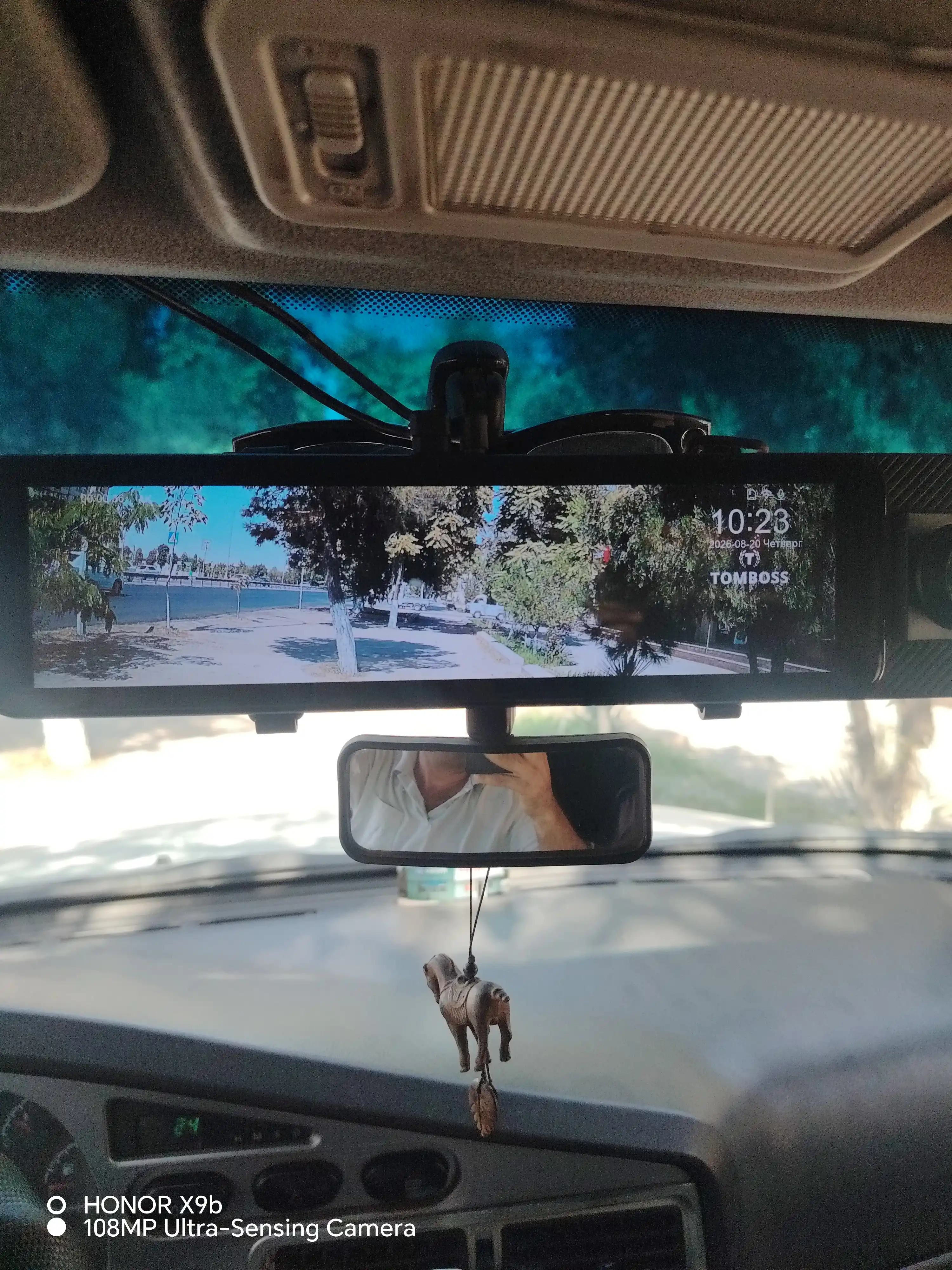 Видеорегистратор с 3 камерами, TOMBOSS T11 CAR PLAY, с антирадарным Wi-Fi видеонаблюдением