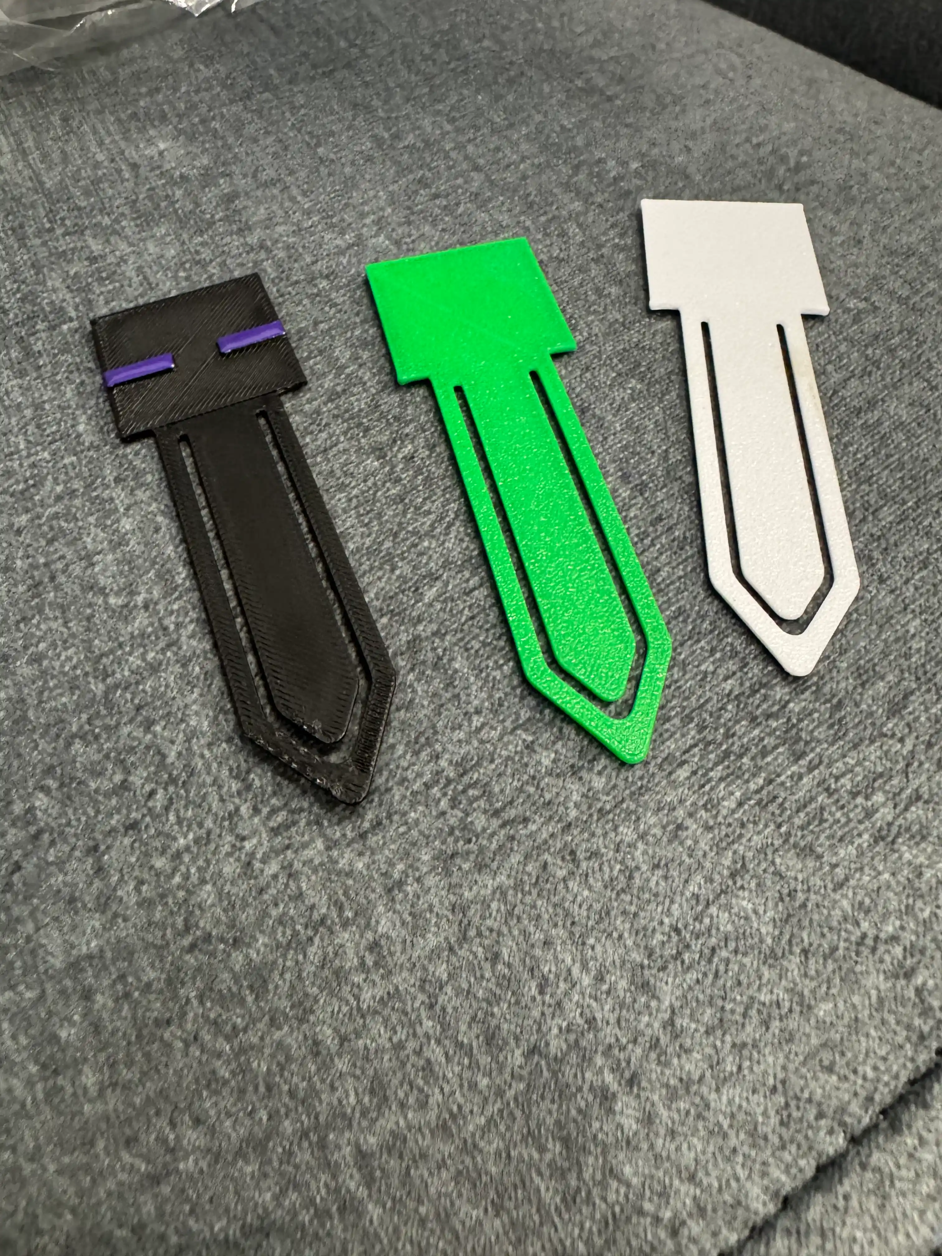 Minecraft uslubidagi kitob xatcho‘plari, zakladkalar, Kriper, Endermen va Skelet