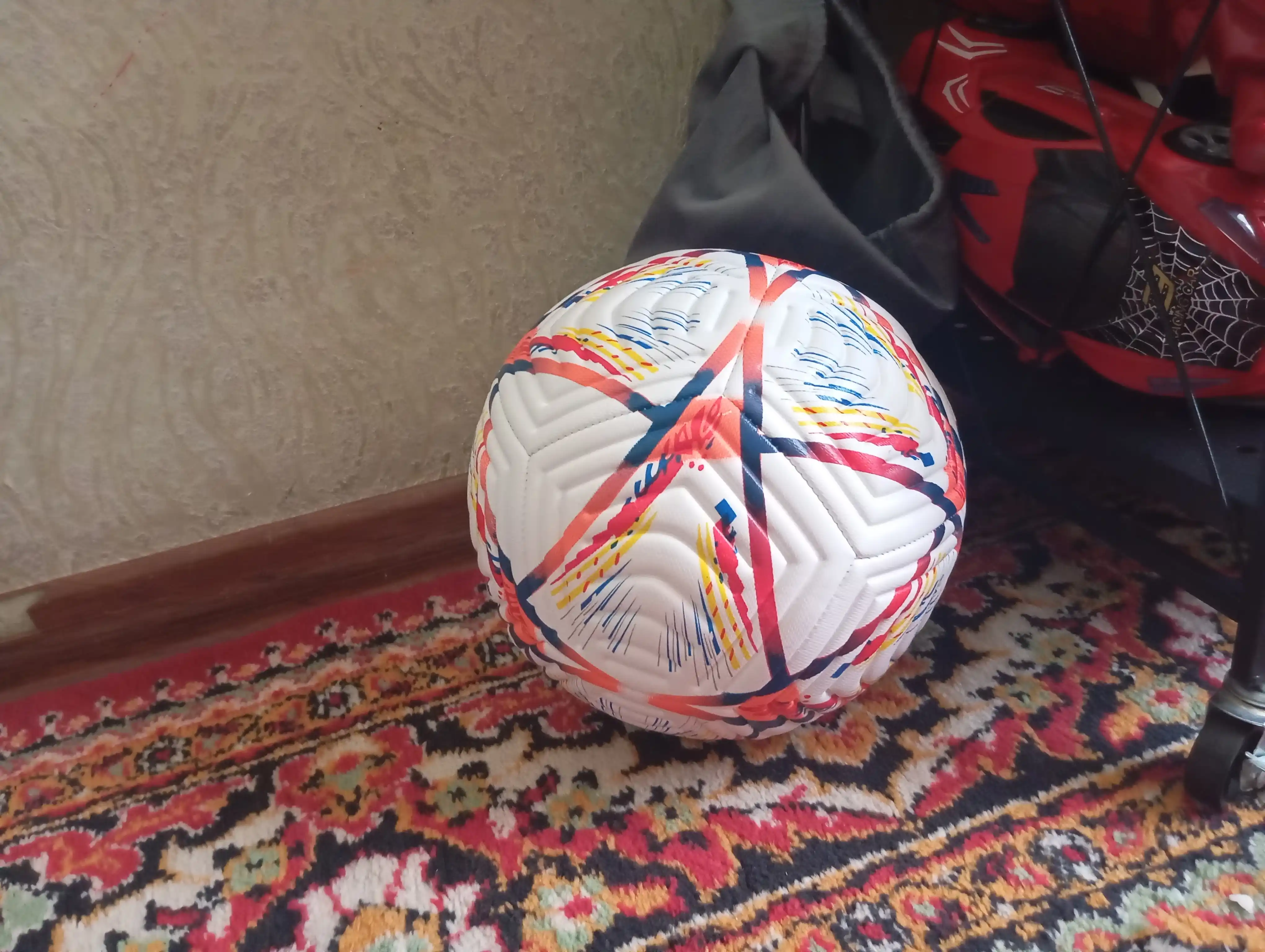 Futbol koptoki — faol o‘yinlar uchun mustahkam, qulay va ishonchli tanlov