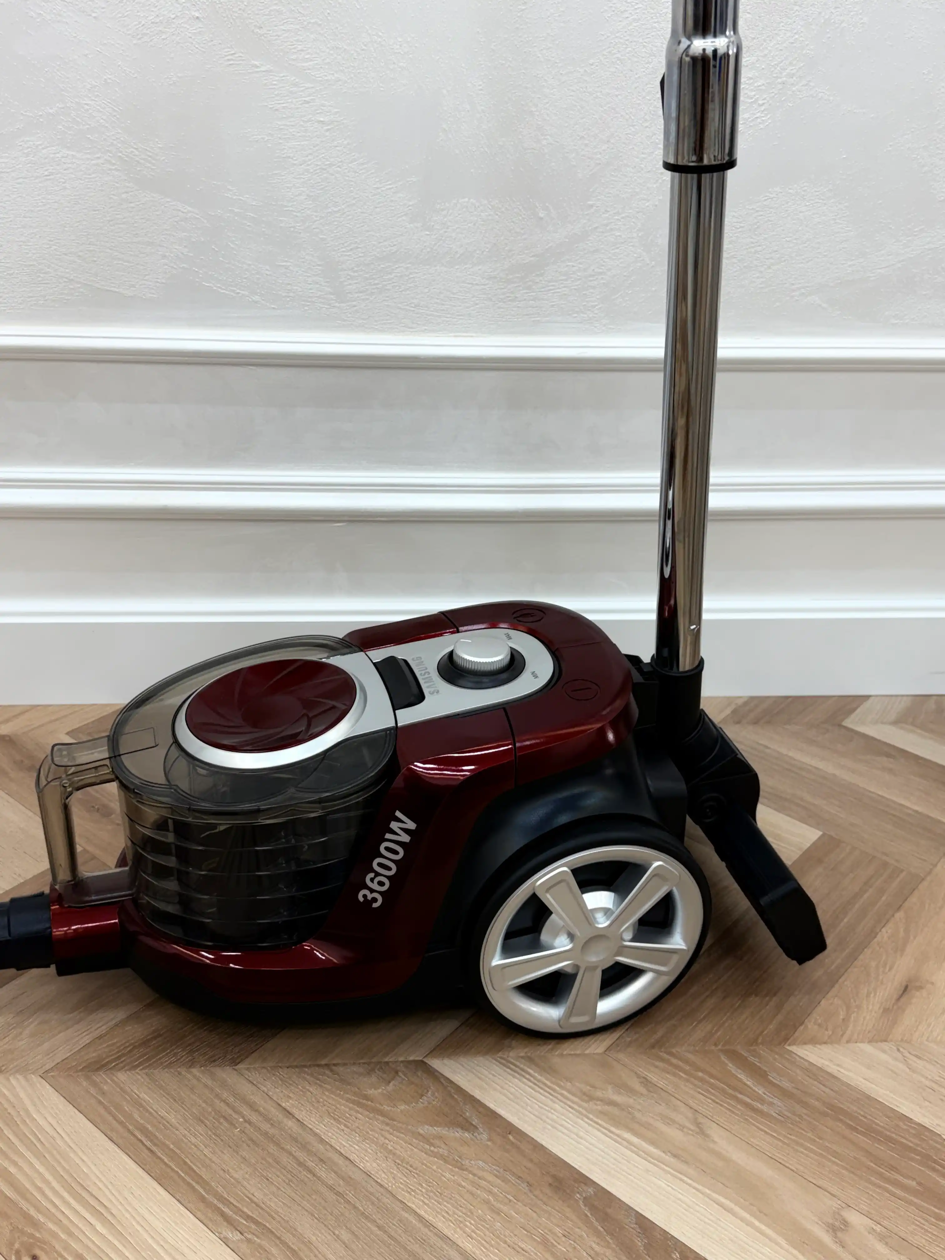Пылесос Samsung PowerPro, 3600w, 4 л, иновационный, с телескопической трубкой, HEPA фильтр