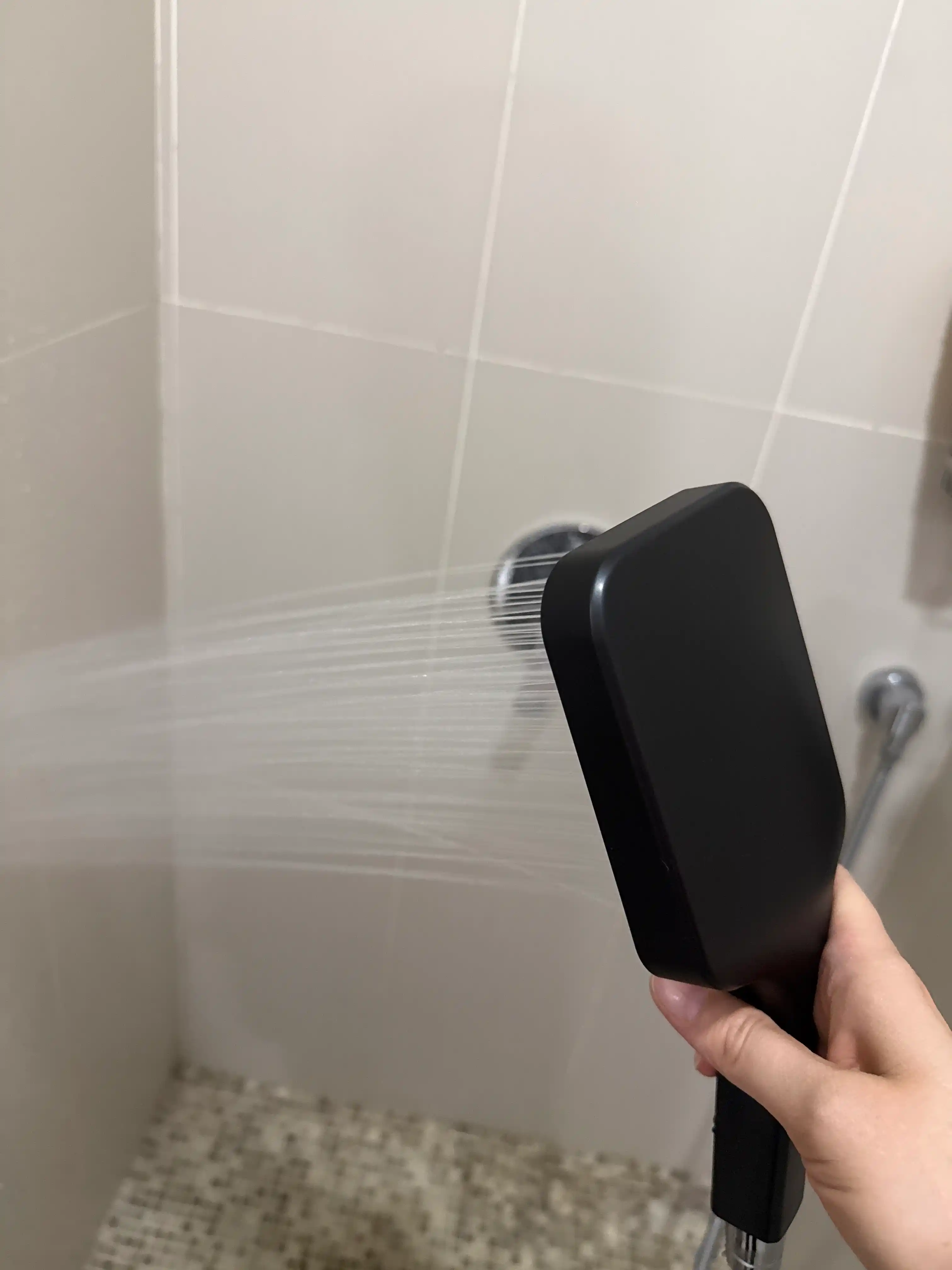 Multi-rejimli dush qoplamasi va sovg‘a bilan