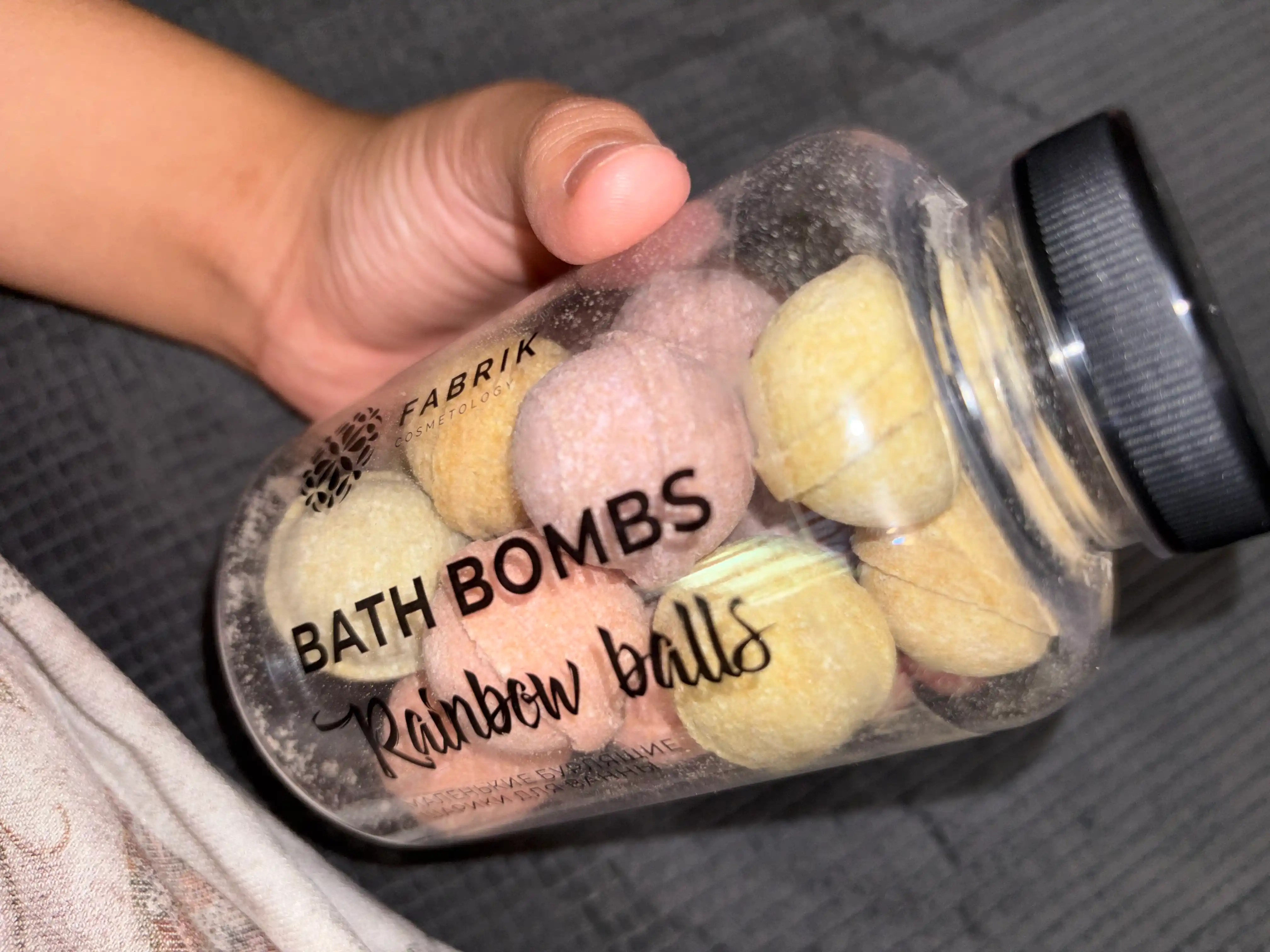 Fabrik Cosmetology Rainbow Balls vannasi uchun kichik ko‘pikli sharlar 200 gr