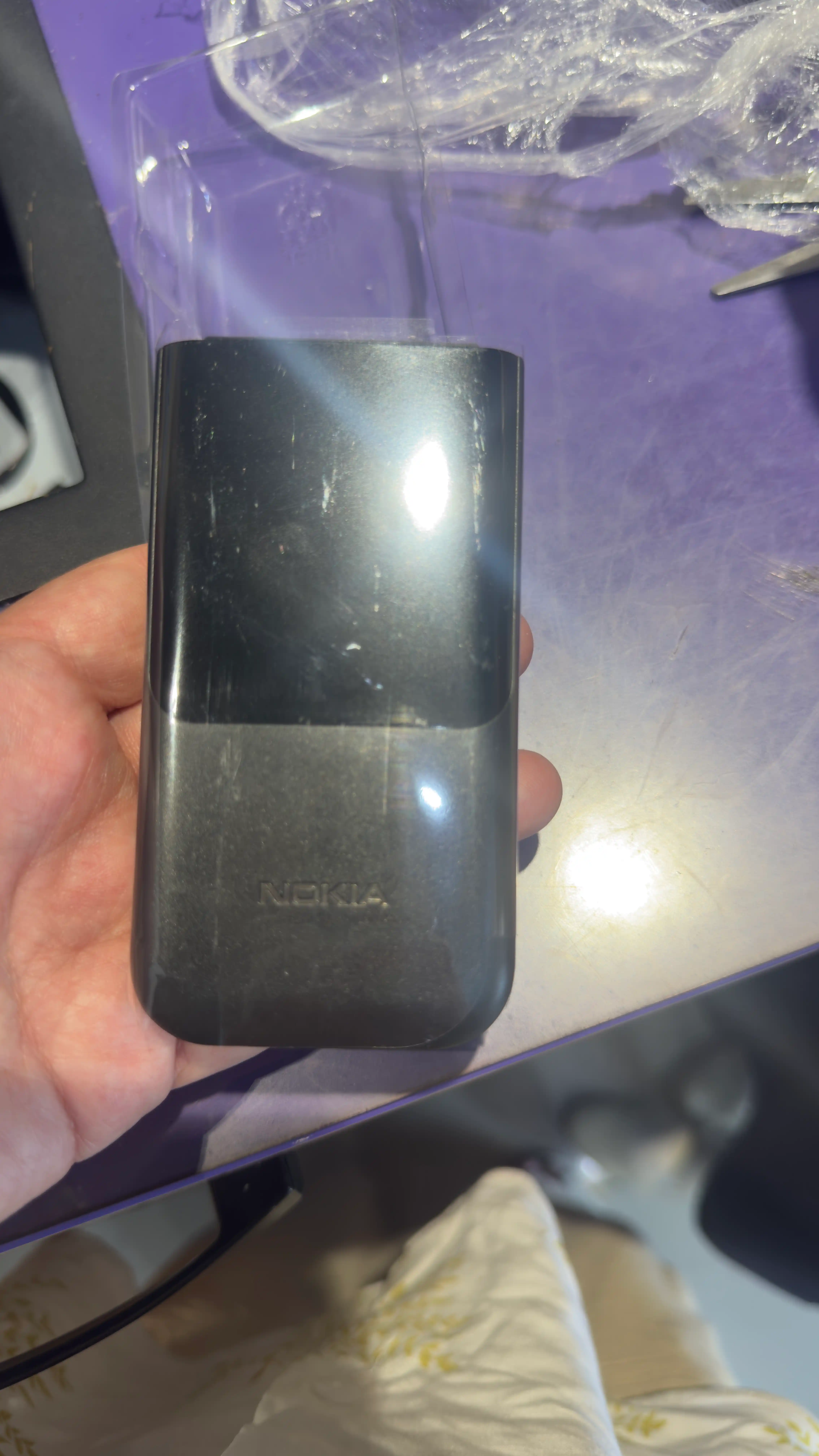 Nokia 2720 Afsonaviy sinalgan legendarniy Brend  endi yana Sotuvda ulgurib qoling 2 ta sim