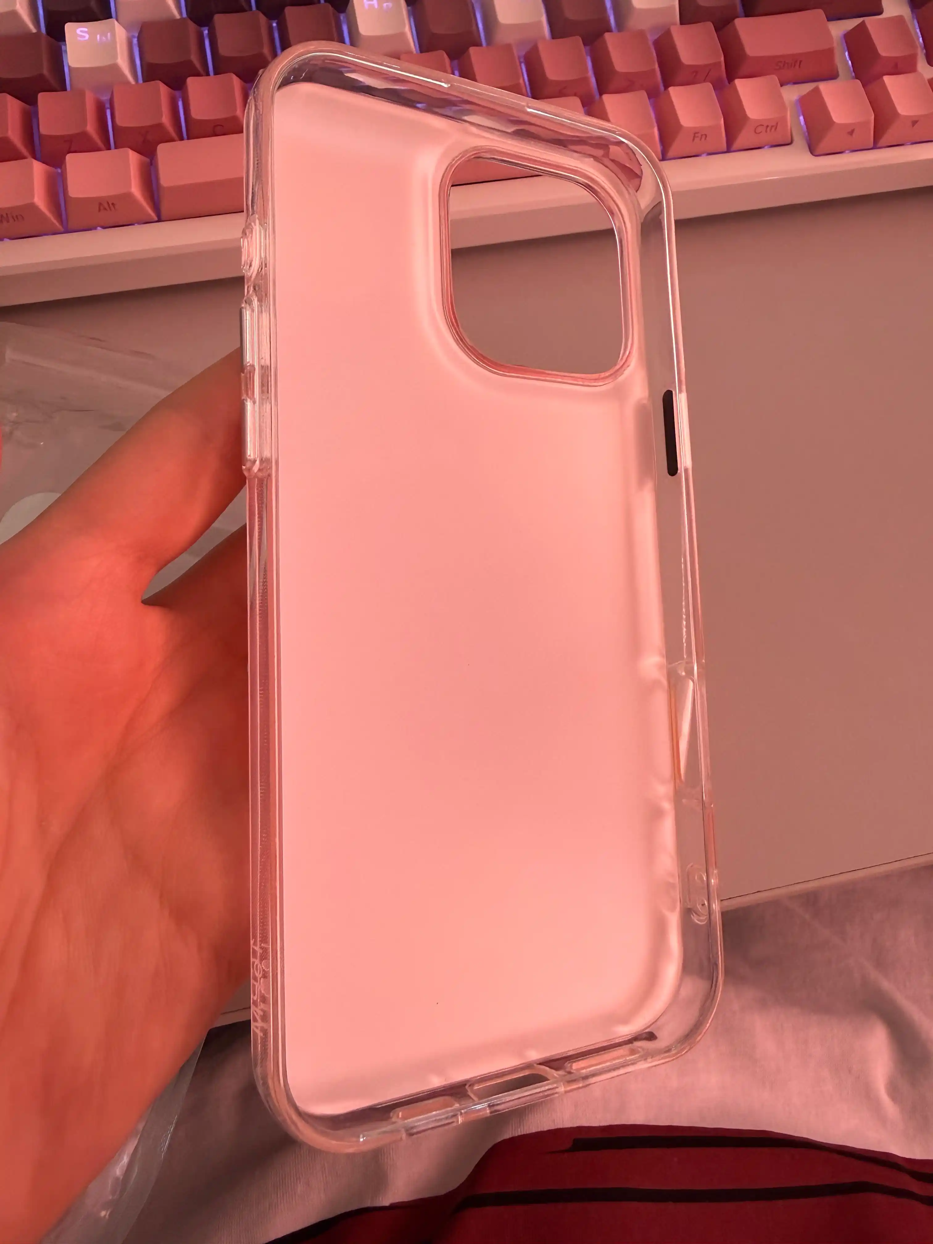 IPhone g‘ilofi