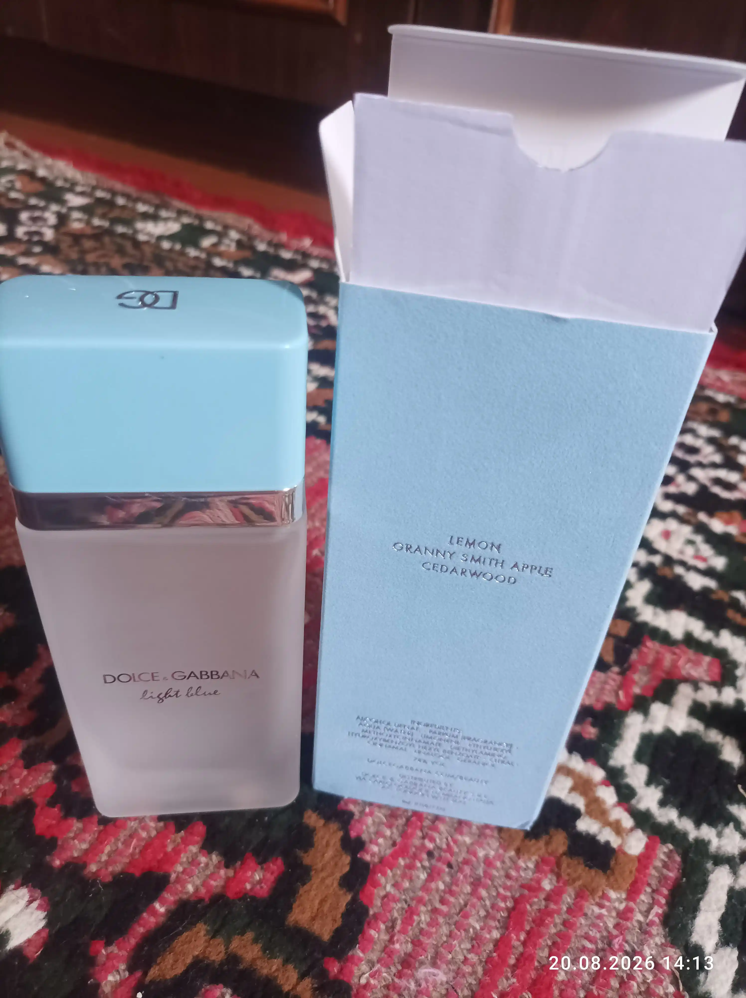 Light Blue Dolce gabbana 100ml  1-2 kun kiyimda turadi