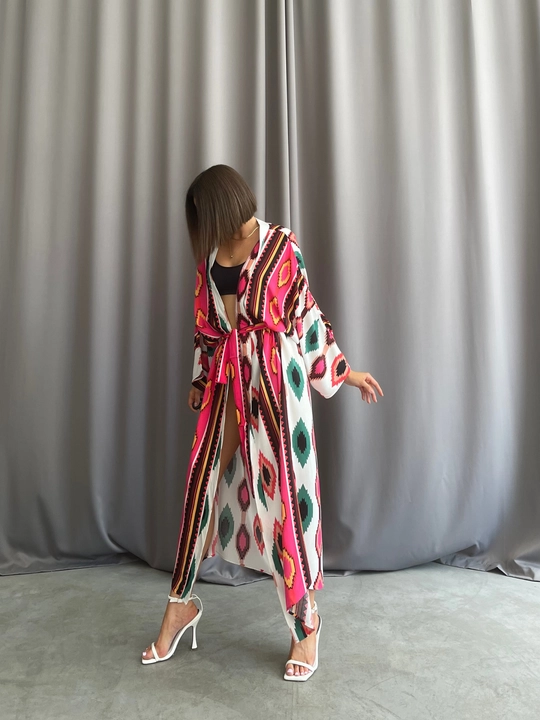 Naqshli ayollar kimono-yopinchig‘i