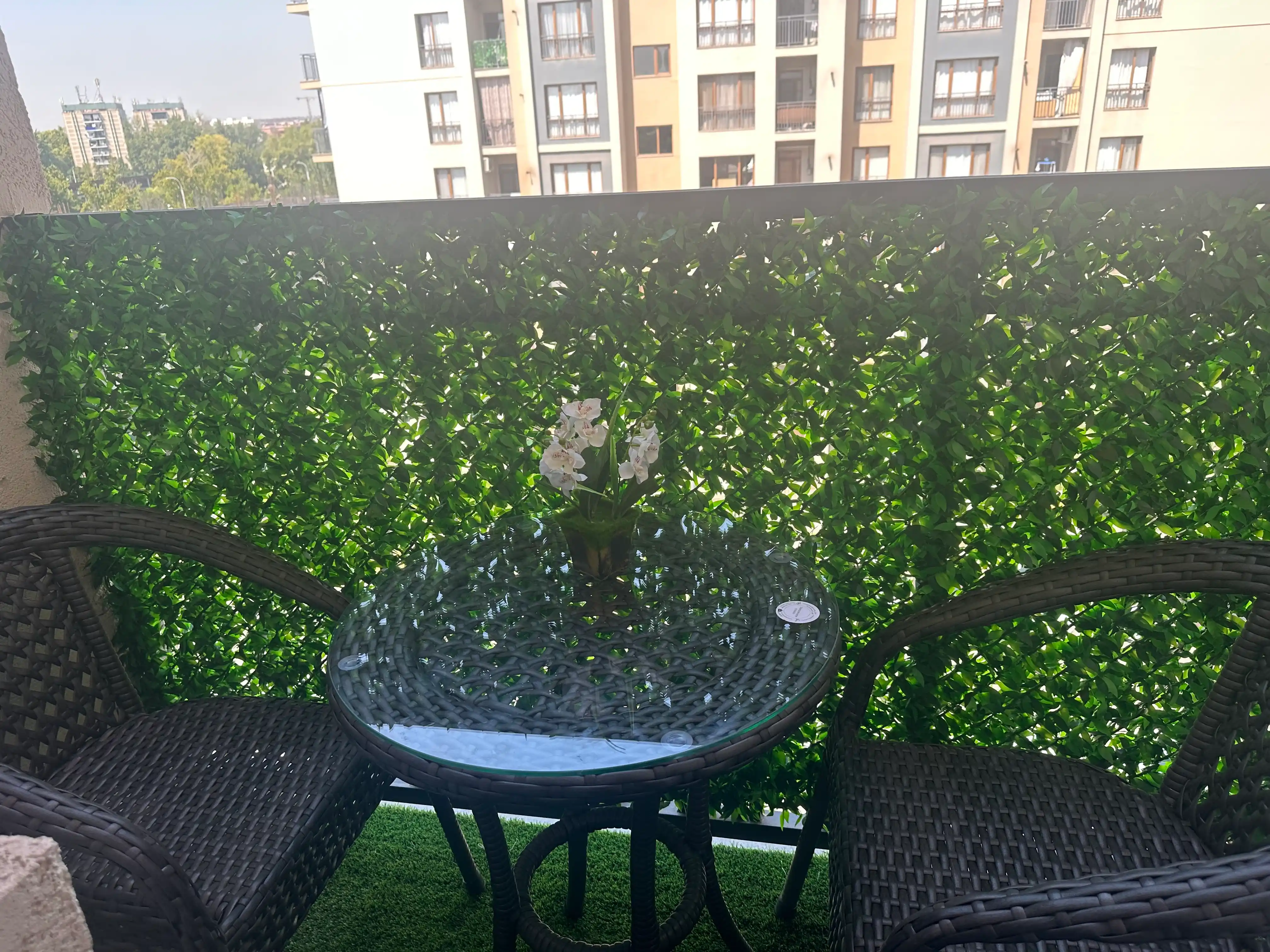 AIKO Deco bog‘ mebellari to‘plami, 1 ta stol va 2 ta kreslo, uy va ko‘cha uchun eko rotang
