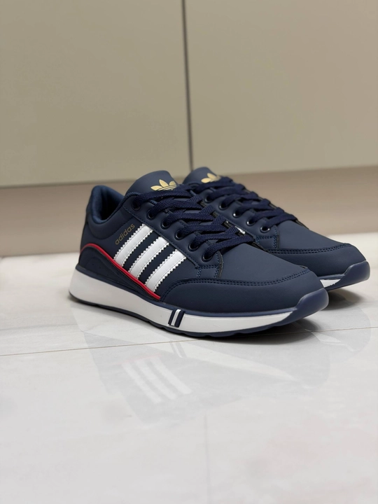 Стильные Adidas кроссовки для мужчин