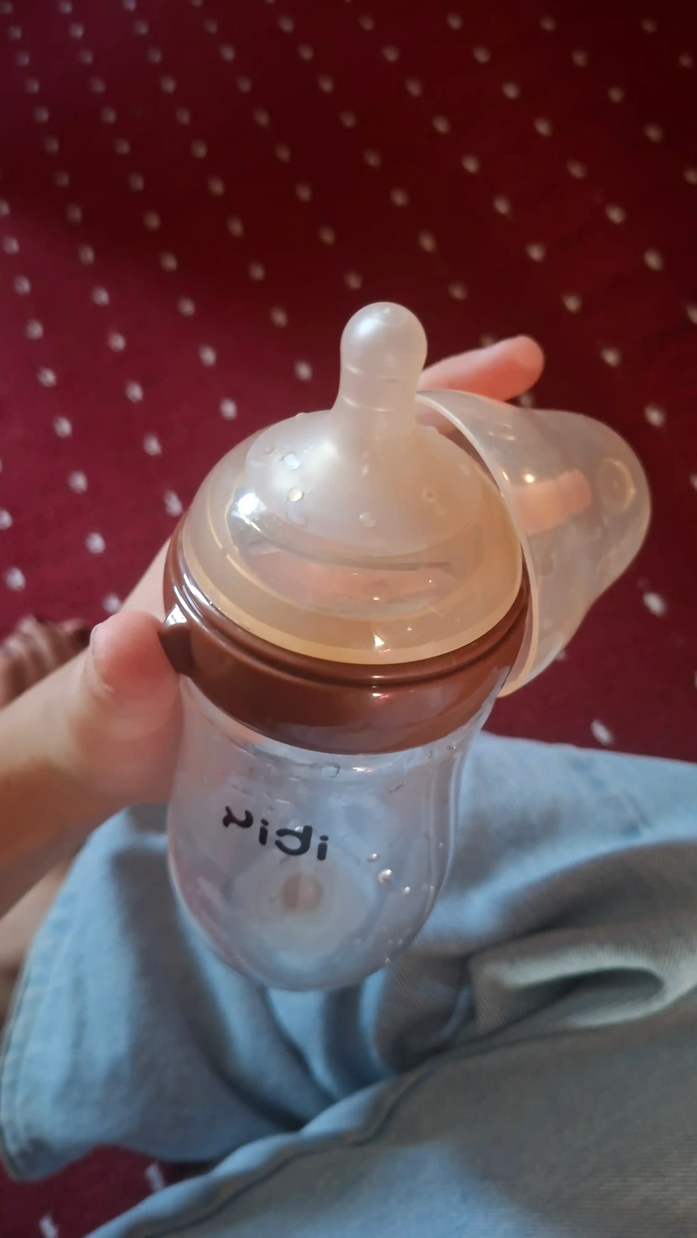 Bolalar shisha idishi, silikon so‘rg‘ichli, antiseptik 160 va 240 ml