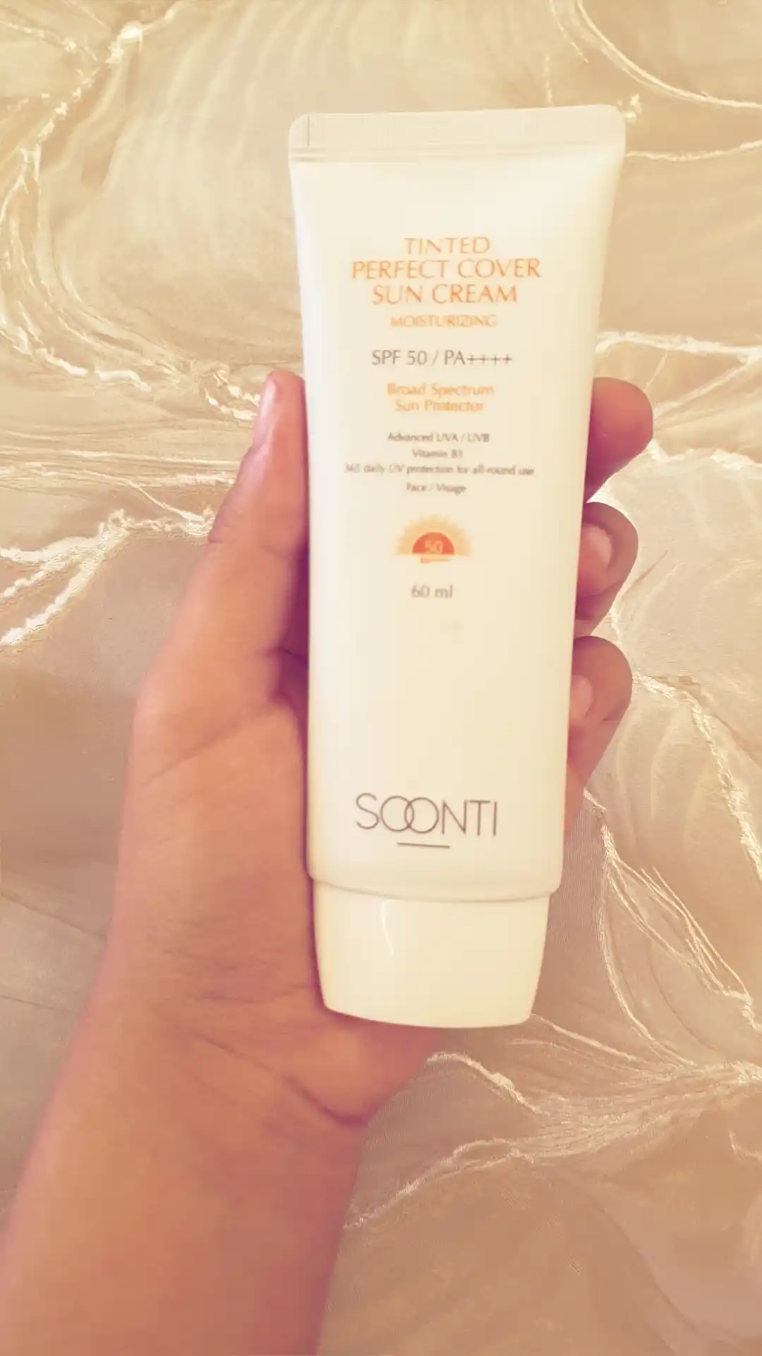 Солнцезащитный крем SOONTI SPF 50+ для лица, увлажняющий уход, 60 мл