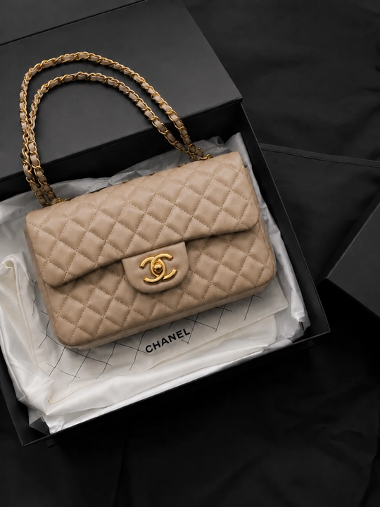 Chanel uslubidagi ayollar yelka sumkasi, zanjirli qavilgan model
