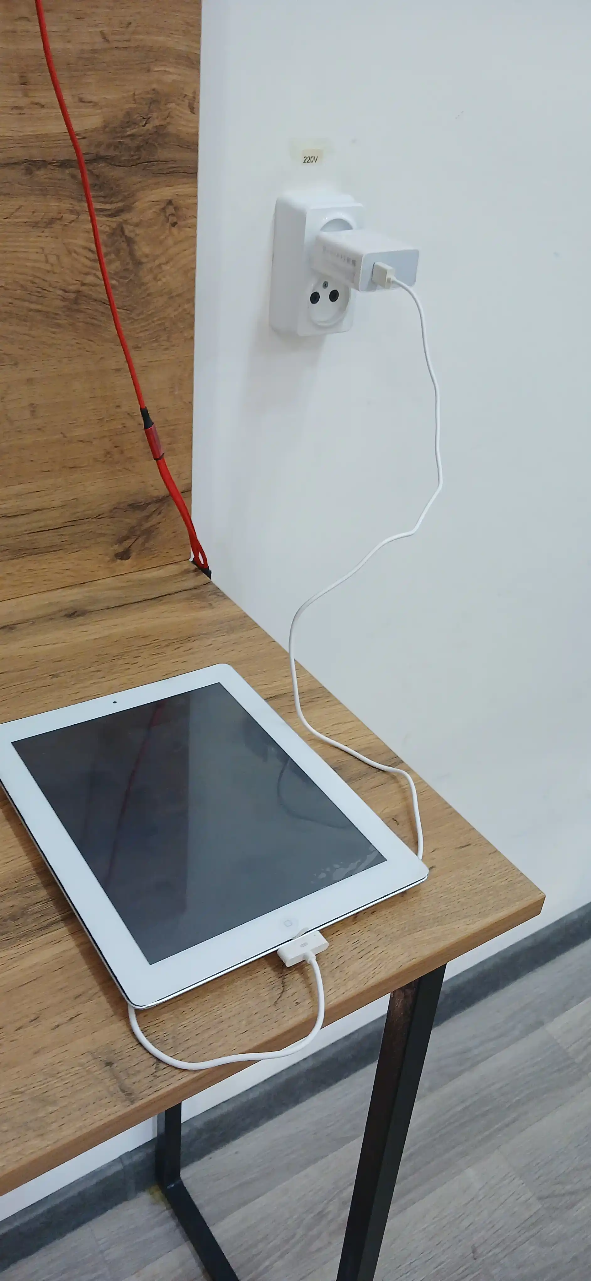 IPhone 4 uchun zaryadlash kabeli USB tez zaryad va ma’lumot uzatish