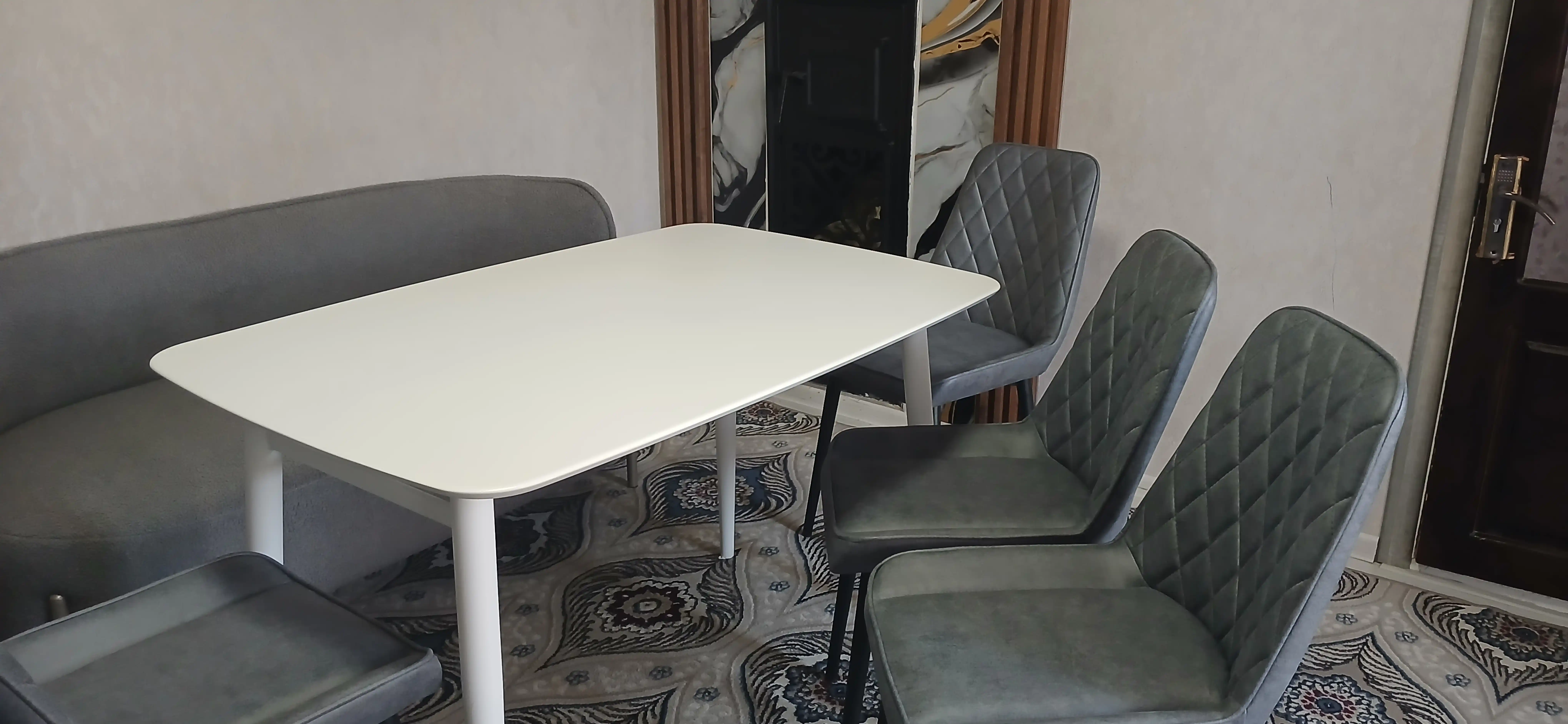 AIKO Oslo ovqatlanish stoli, uy va ofis uchun oshxona stoli