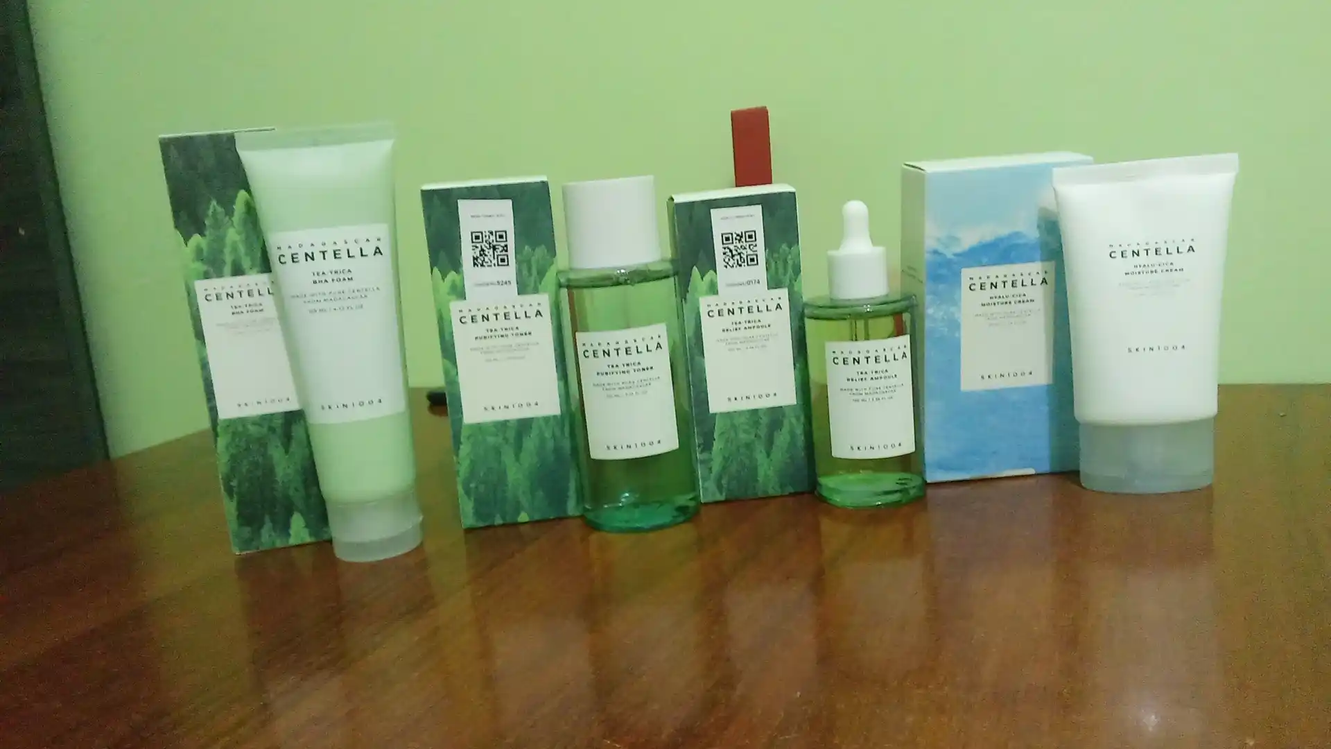 Namlovchi krem SKIN1004 Madagascar Centella Hyalu-Cica Moisture Cream, 75 ml