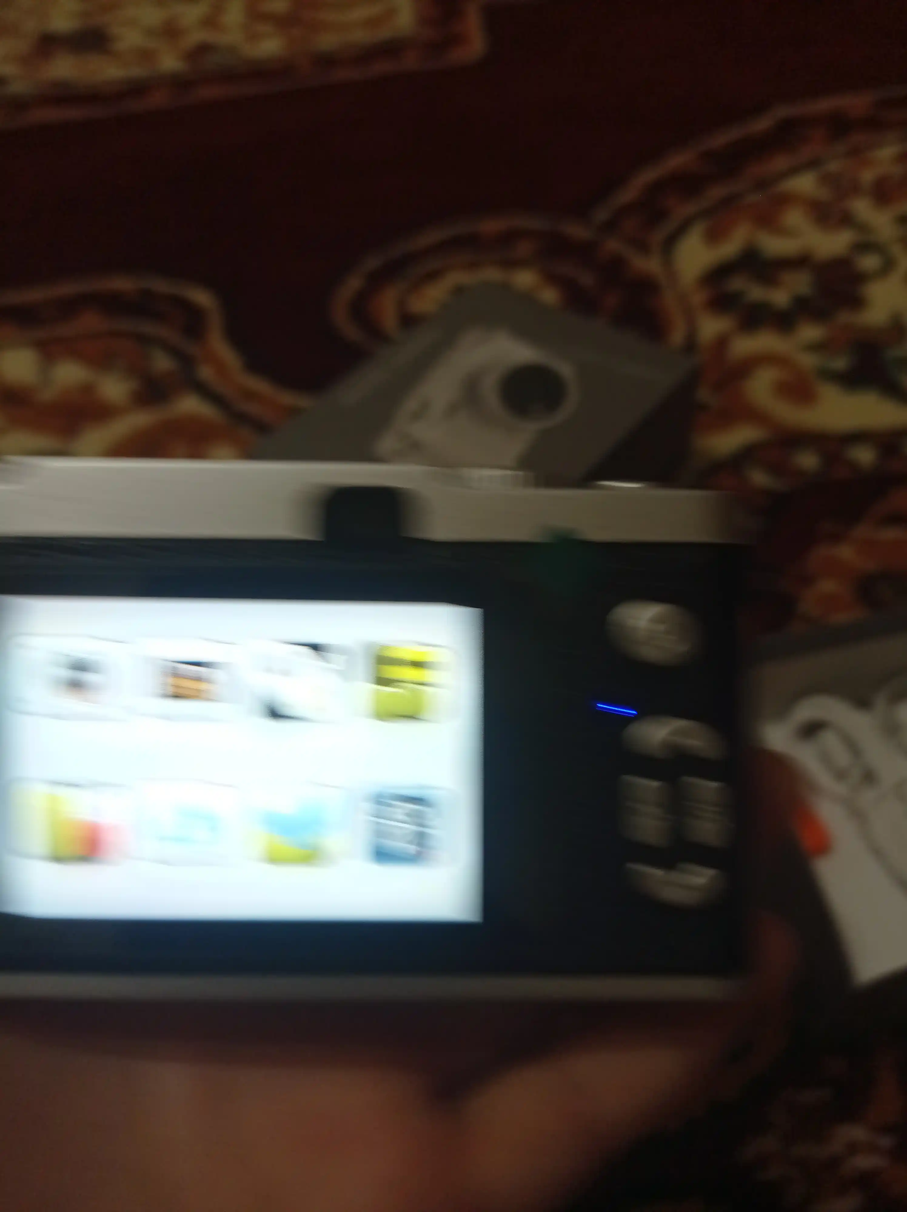 Portable digital point-and-shoot camera with HD 1080P, 8X digital zoom, AF focus