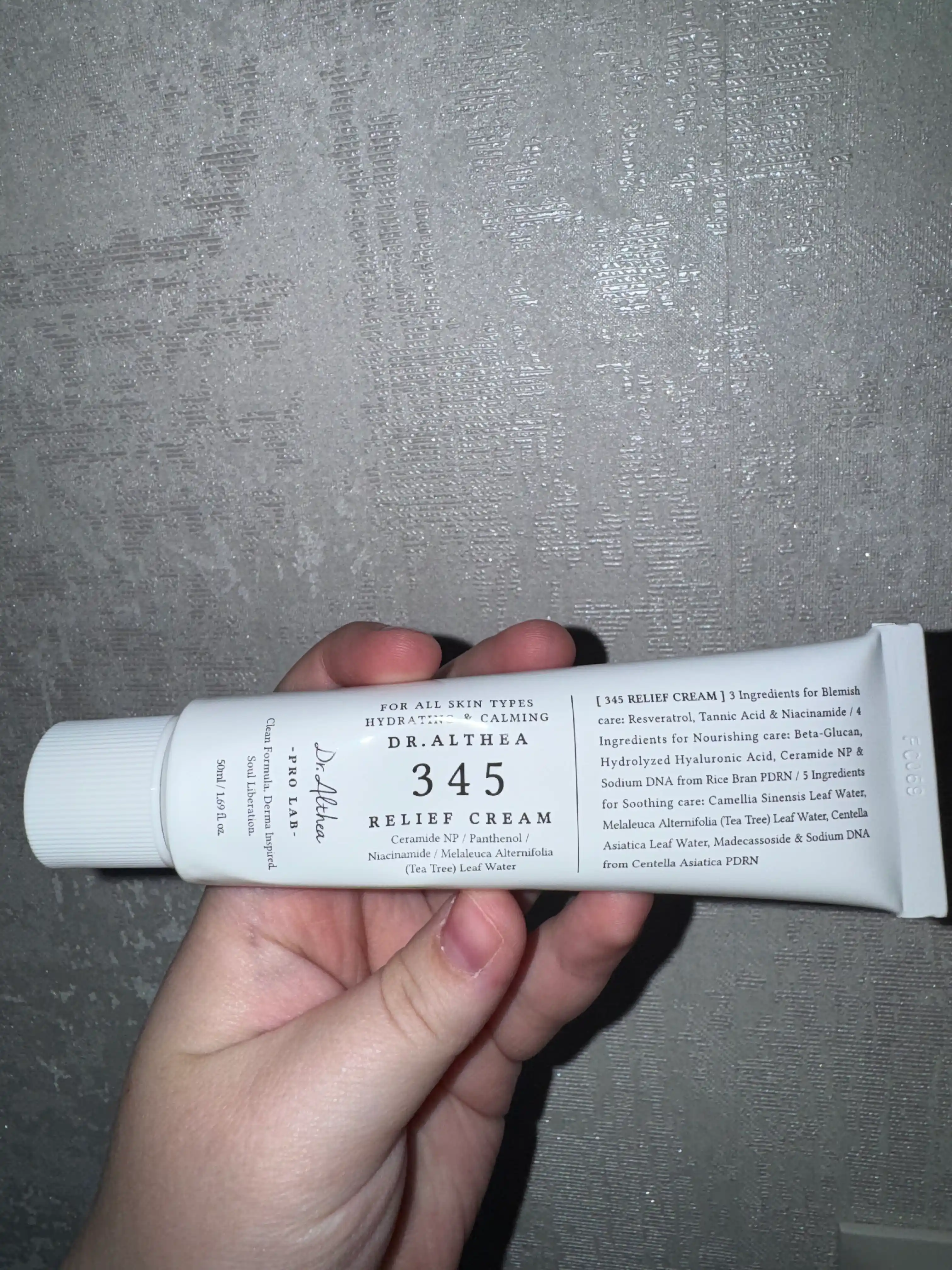Yuz terisi uchun Dr. Althea 345 vositasi, tiklovchi, resveratrol, niatsinamid, 50 ml