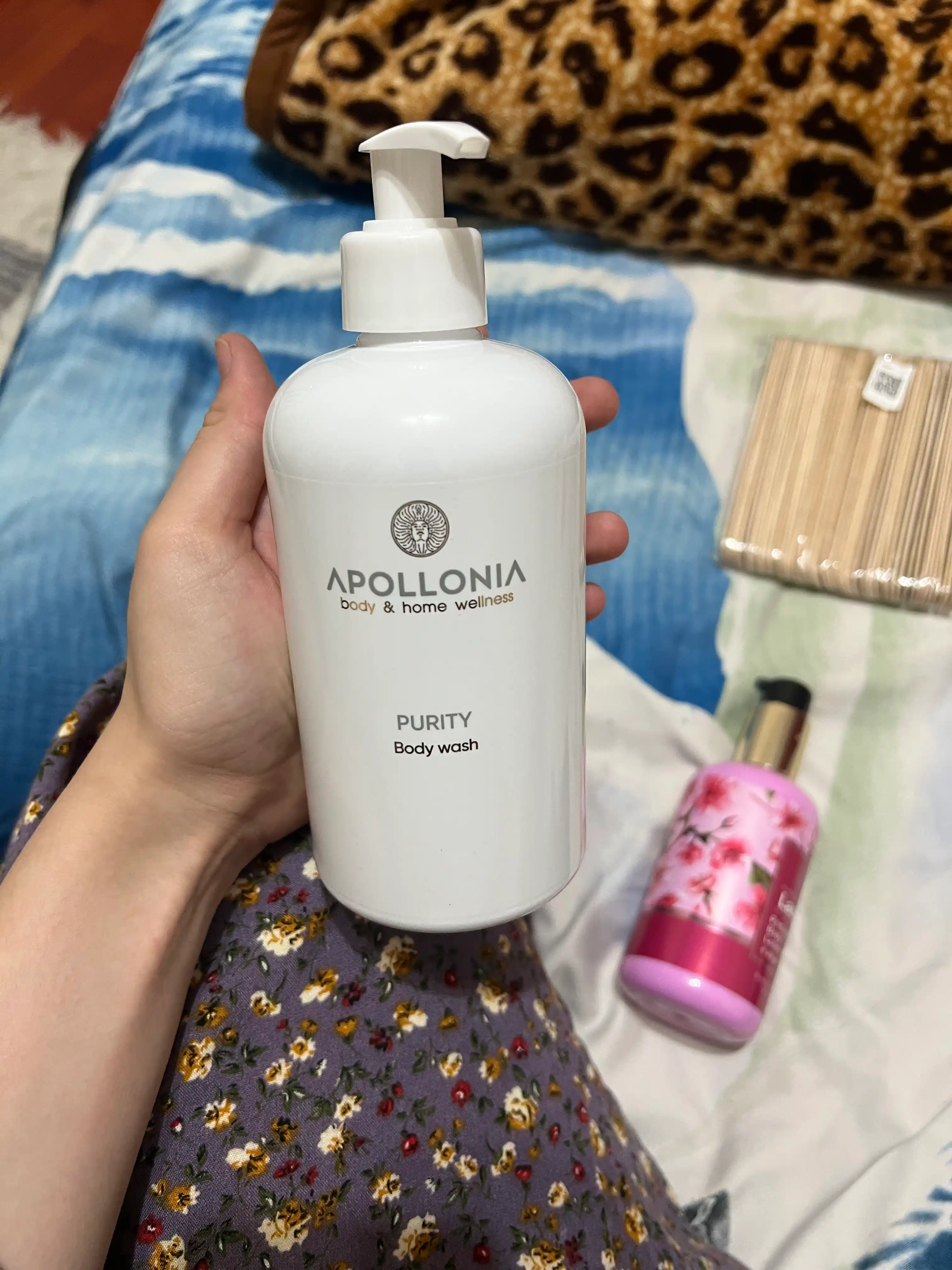 APOLLONIA Парфюмированный гель для душа, 500 мл, Purity, Temptation, Pleasure Body wash