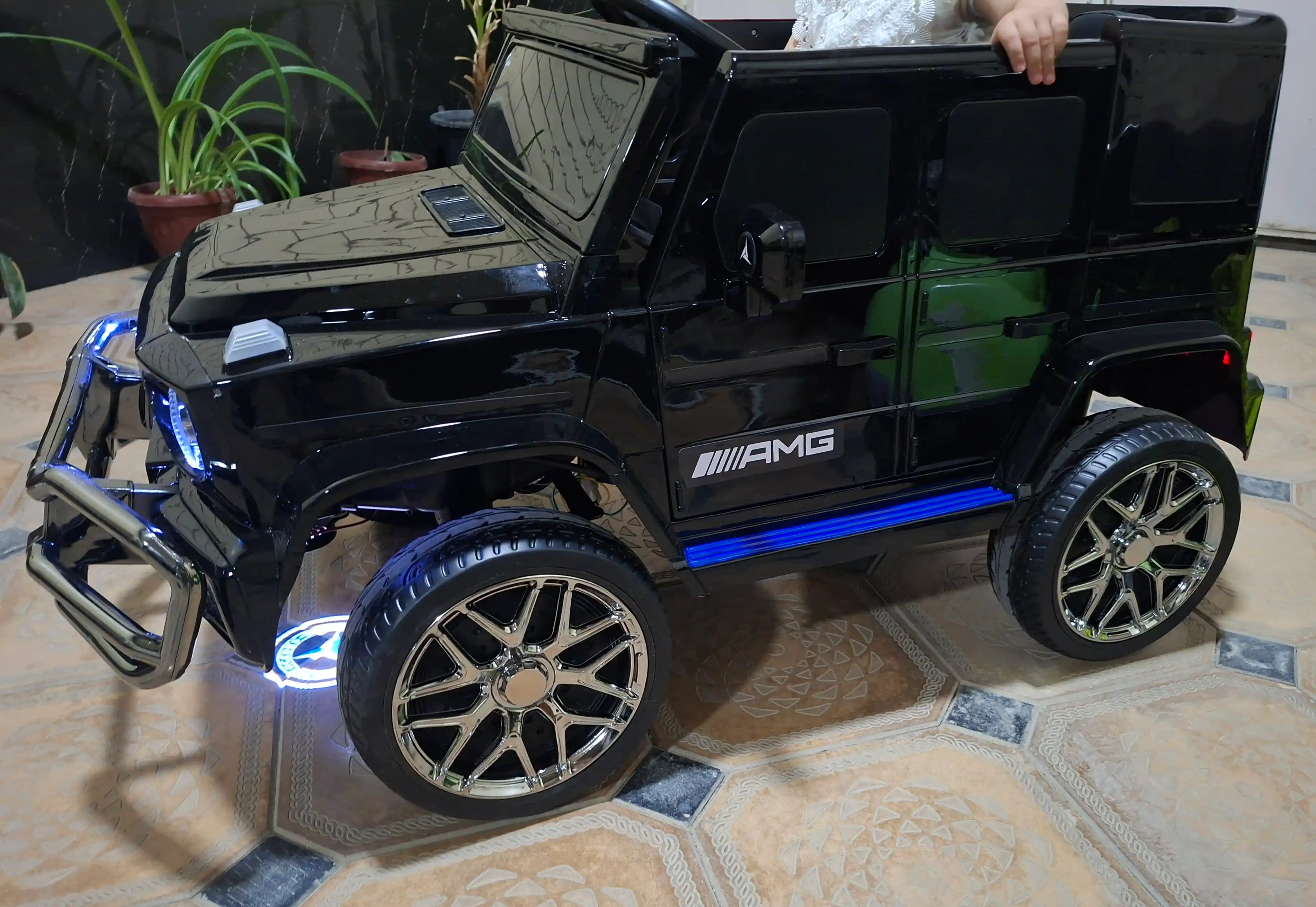 Детский электромобиль, Mercedes, Benz G-Class, AMG 4x4, Гелендваген, на пульте управления