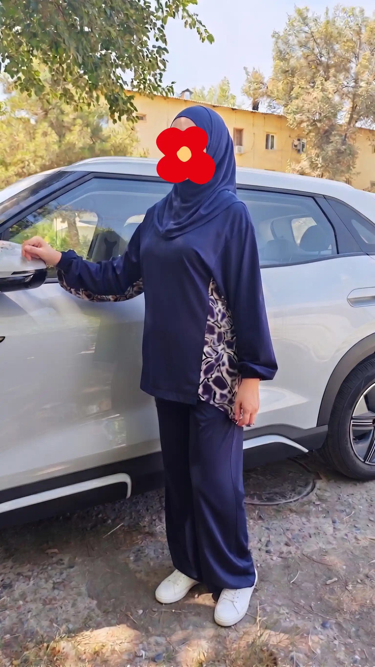 NORA 3 Ayollar kostyumi, ikki qismli, keng bichim, keng shim