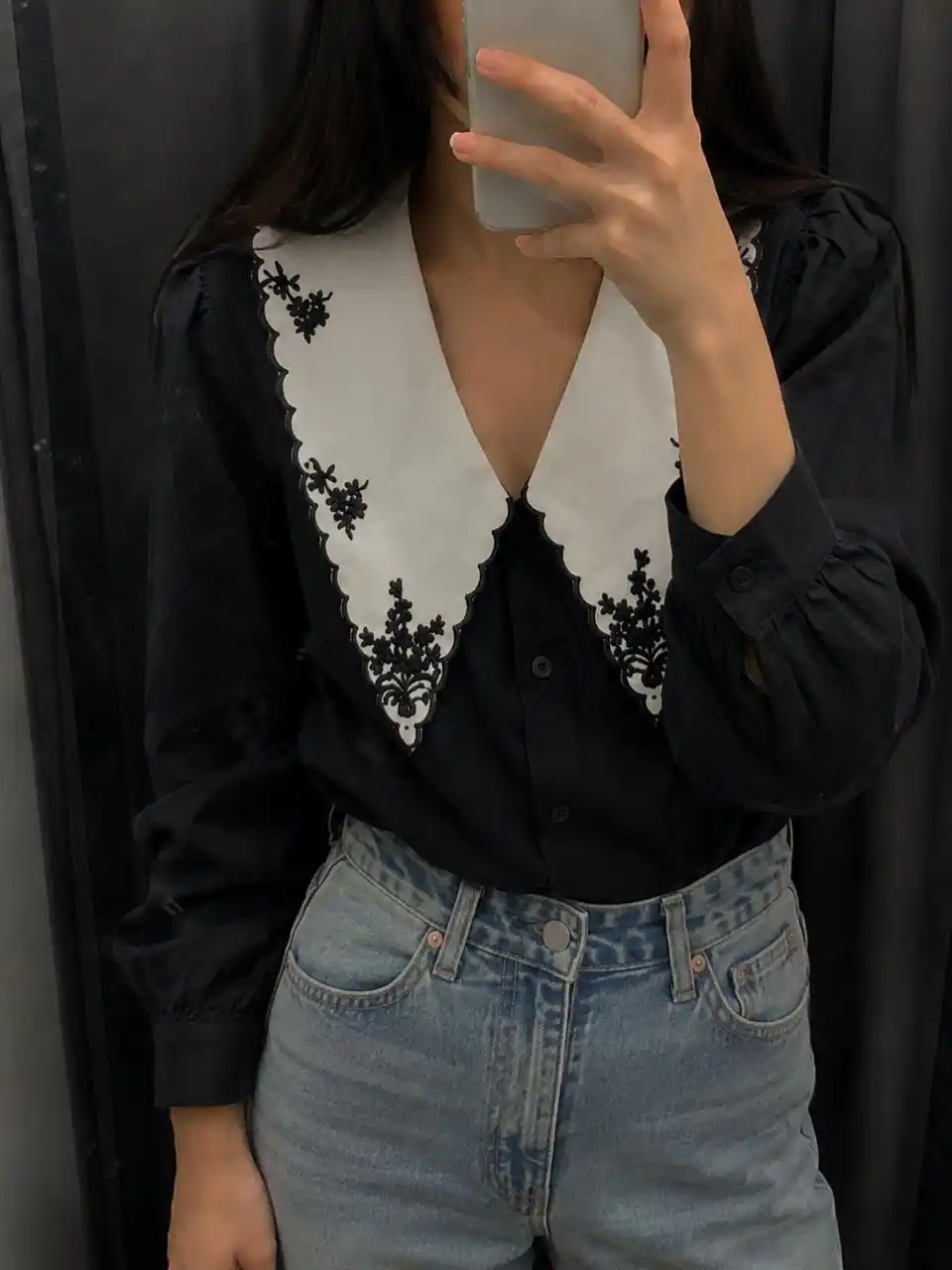 Kashta tikilgan va bezakli yoqali, uzun yengli, oq rangli ayollar bluzkasi, S-3XL