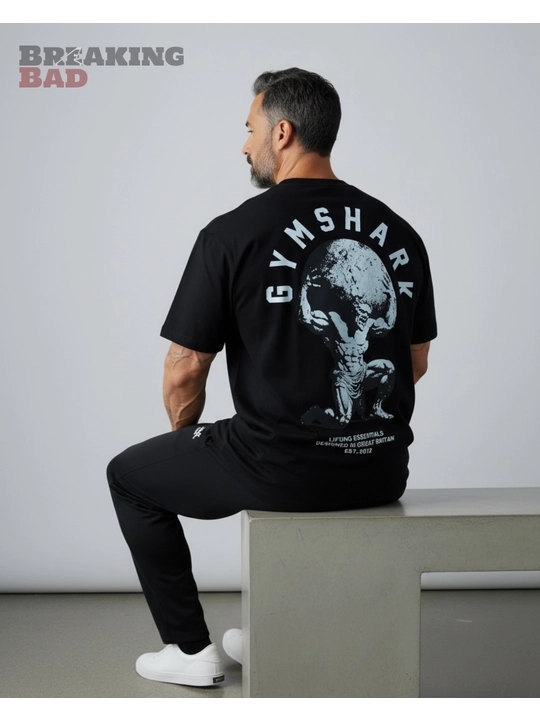 Gymshark Fitness erkaklar futbolkasi, print bilan
