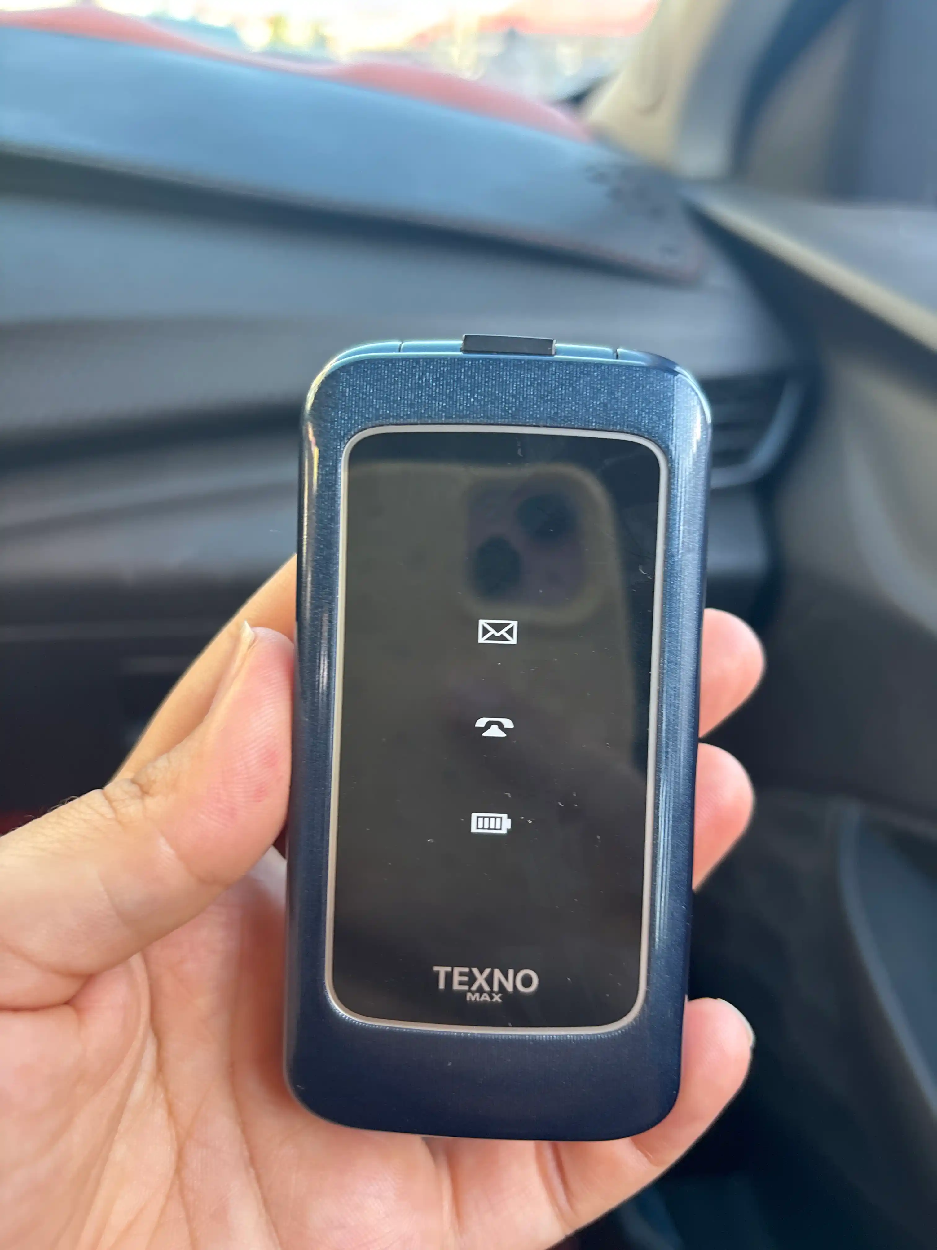Кнопочный телефон TEXNO MAX 22S, без камеры
