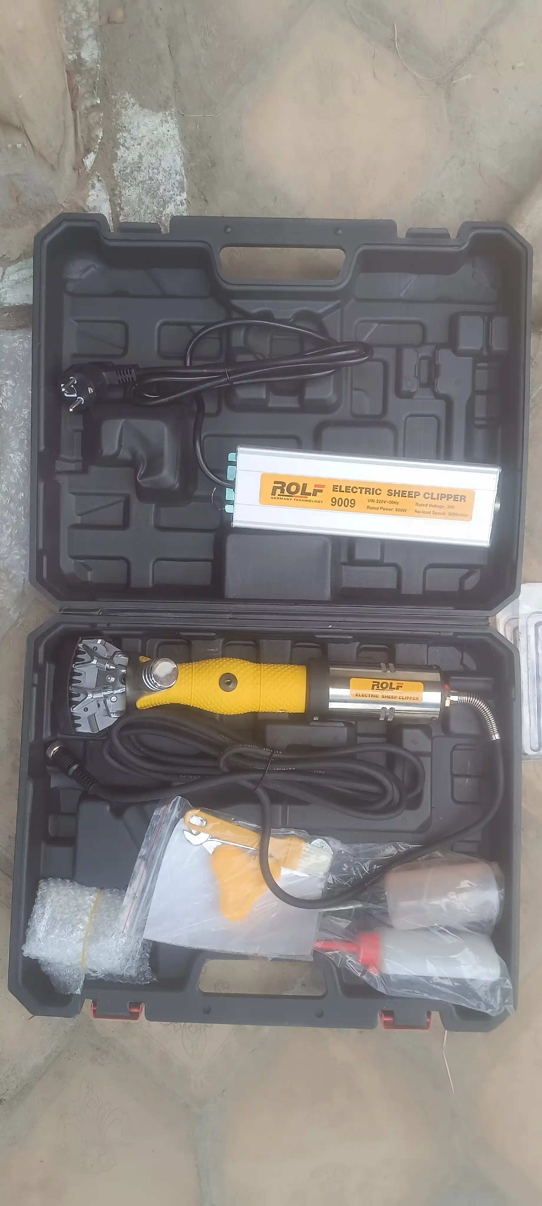 Qo‘y yungini olish mashinasi UB-1000: professional elektr qirqish apparati